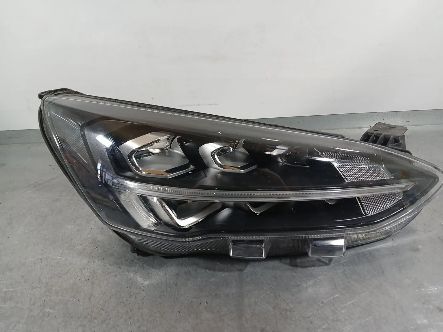 Faro Derecho para Ford Focus Iv (Hn)