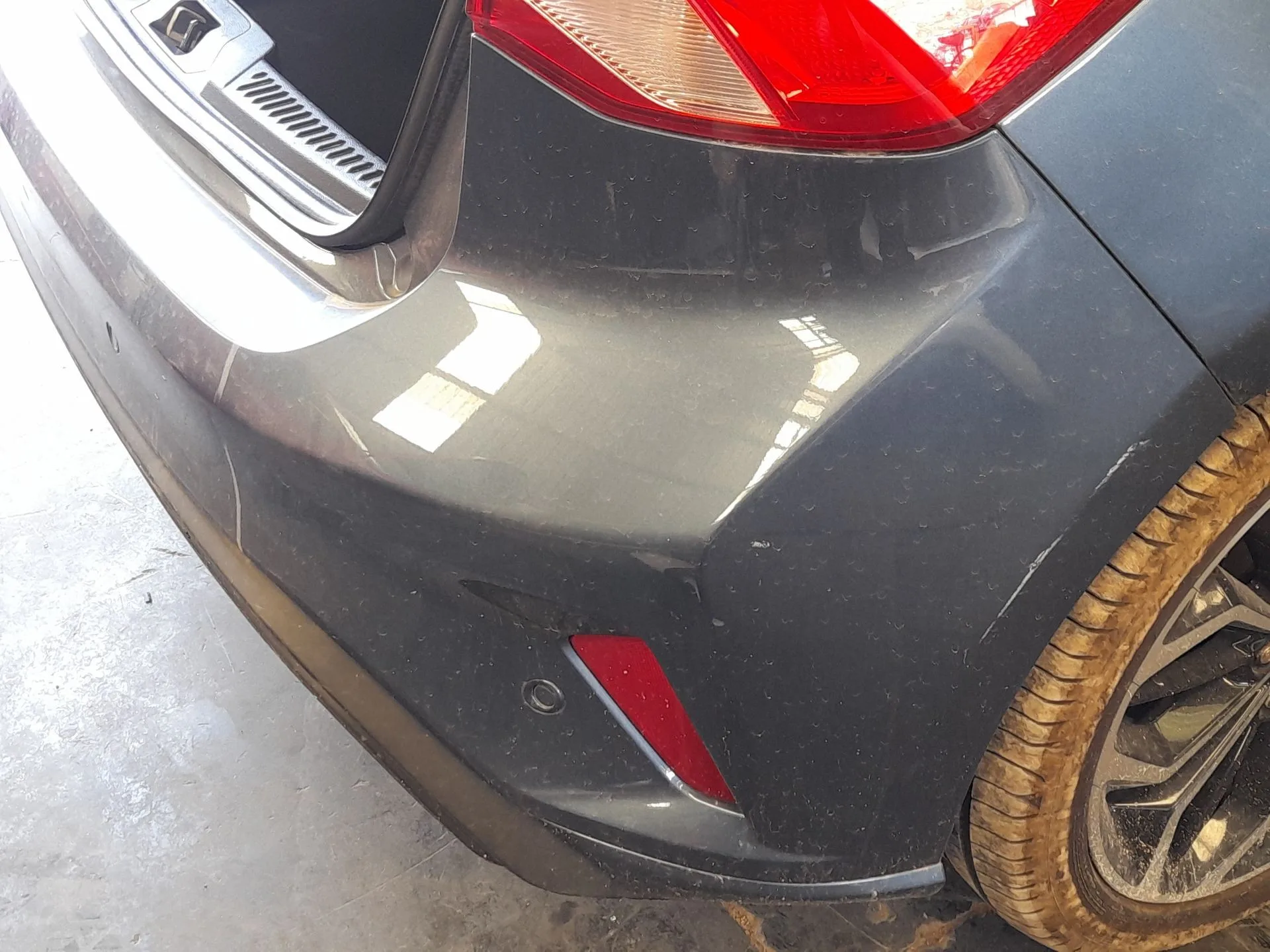 Paragolpes Trasero para Ford Focus Iv (Hn)