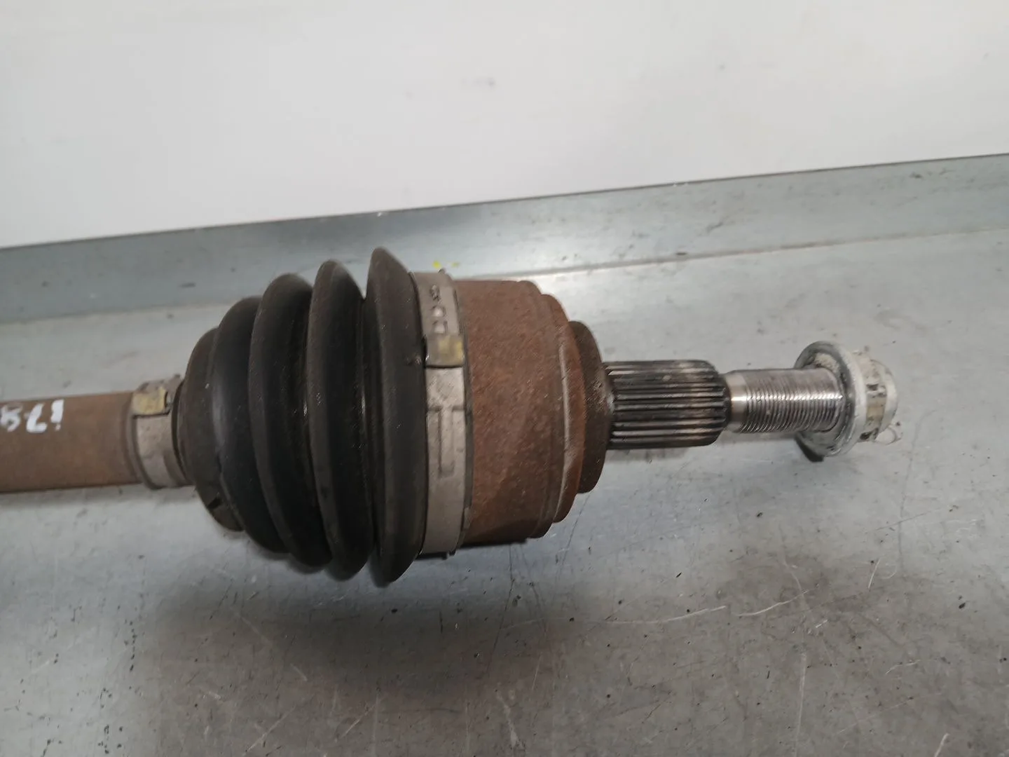 Transmision Delantera Derecha para Ford Focus Iv (Hn)