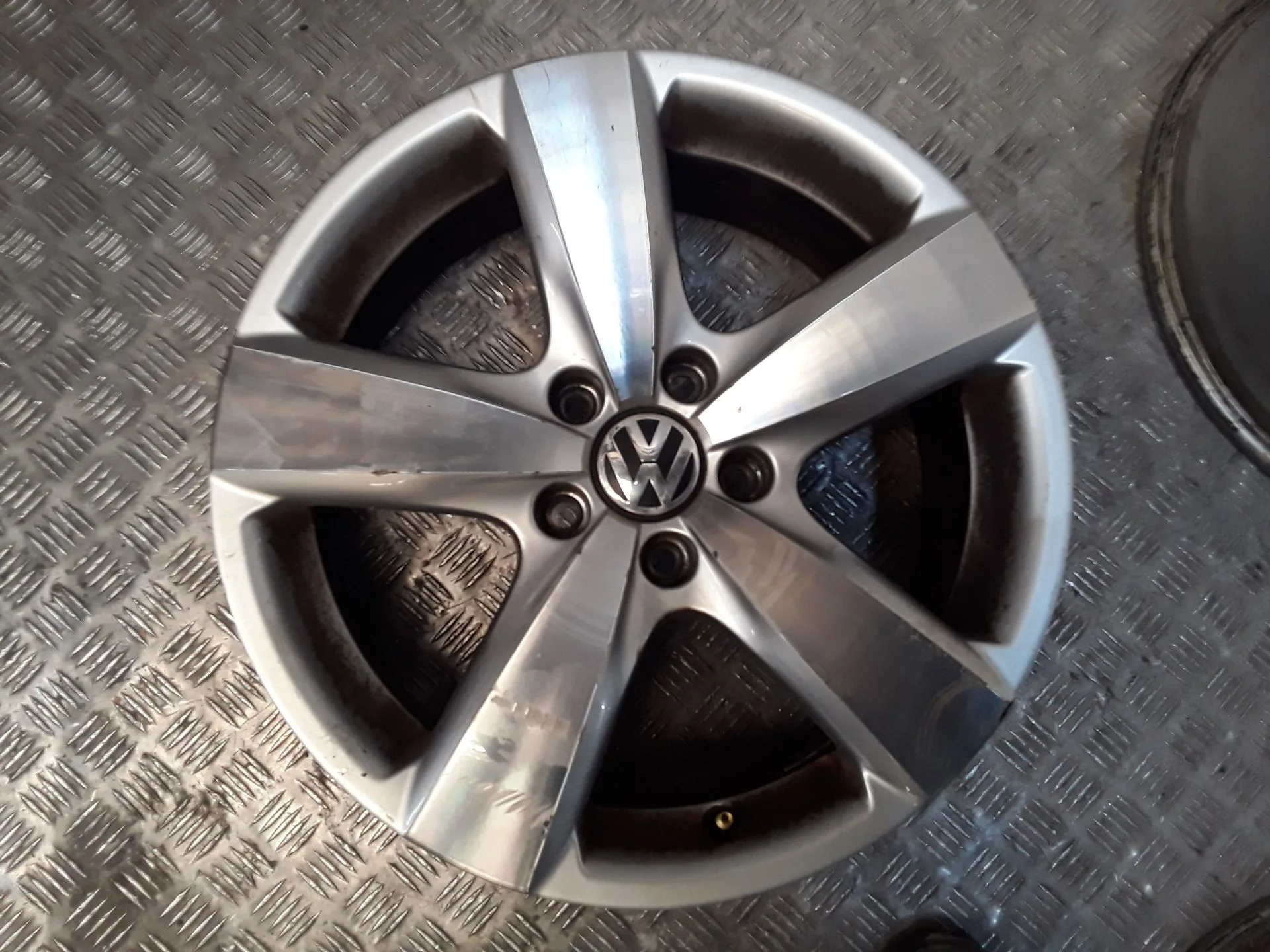 Juego Llantas Aluminio para Volkswagen Tiguan (5N_)