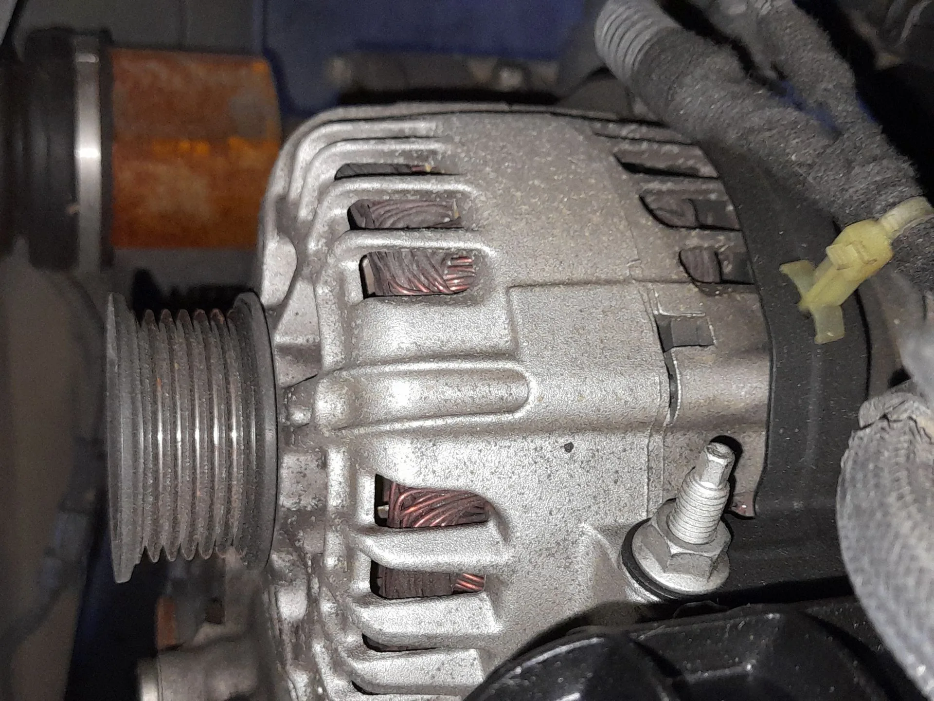 Alternador para Opel Insignia A (G09)