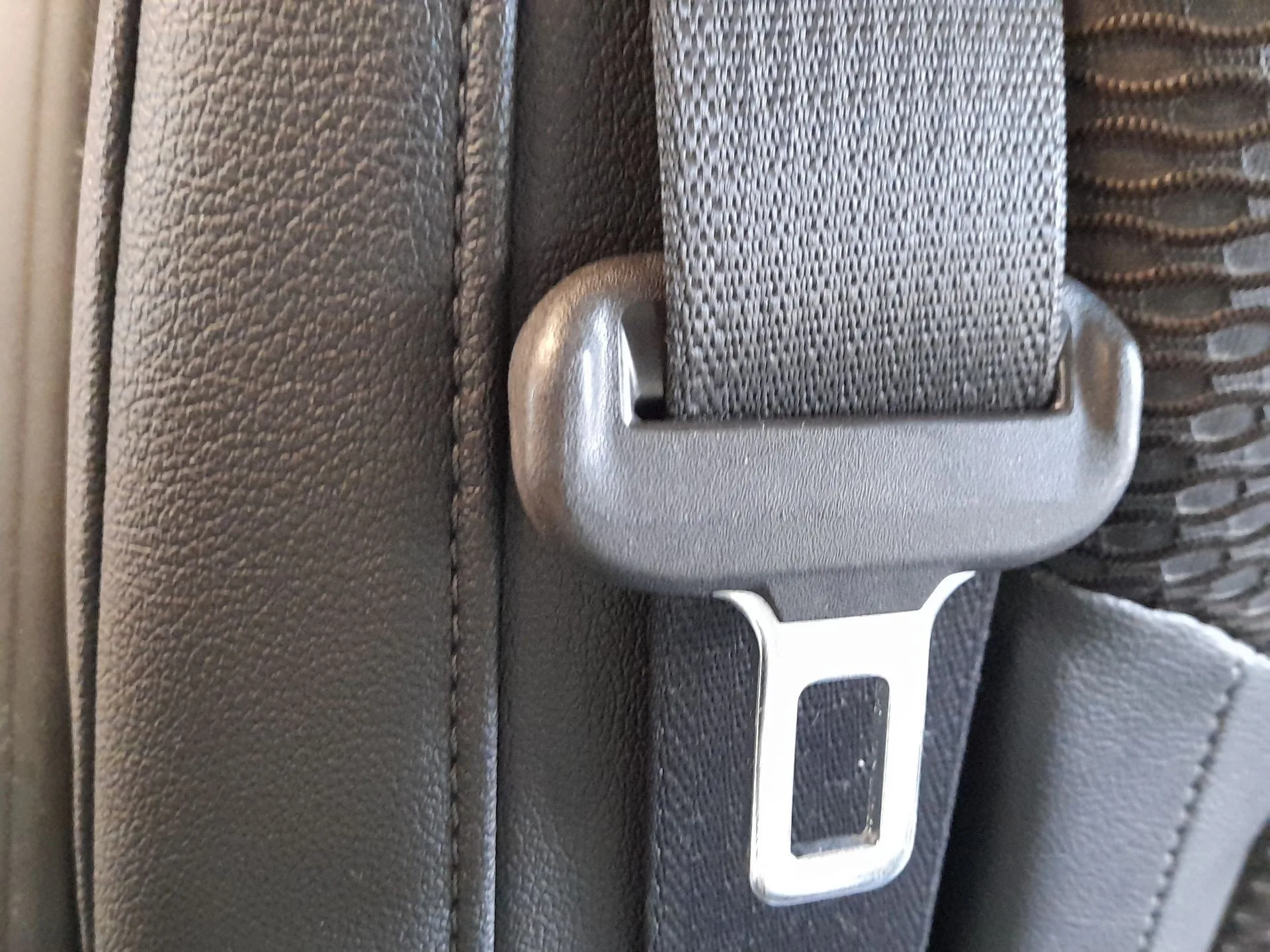 Cinturon Seguridad Trasero Derecho para Opel Insignia A (G09)