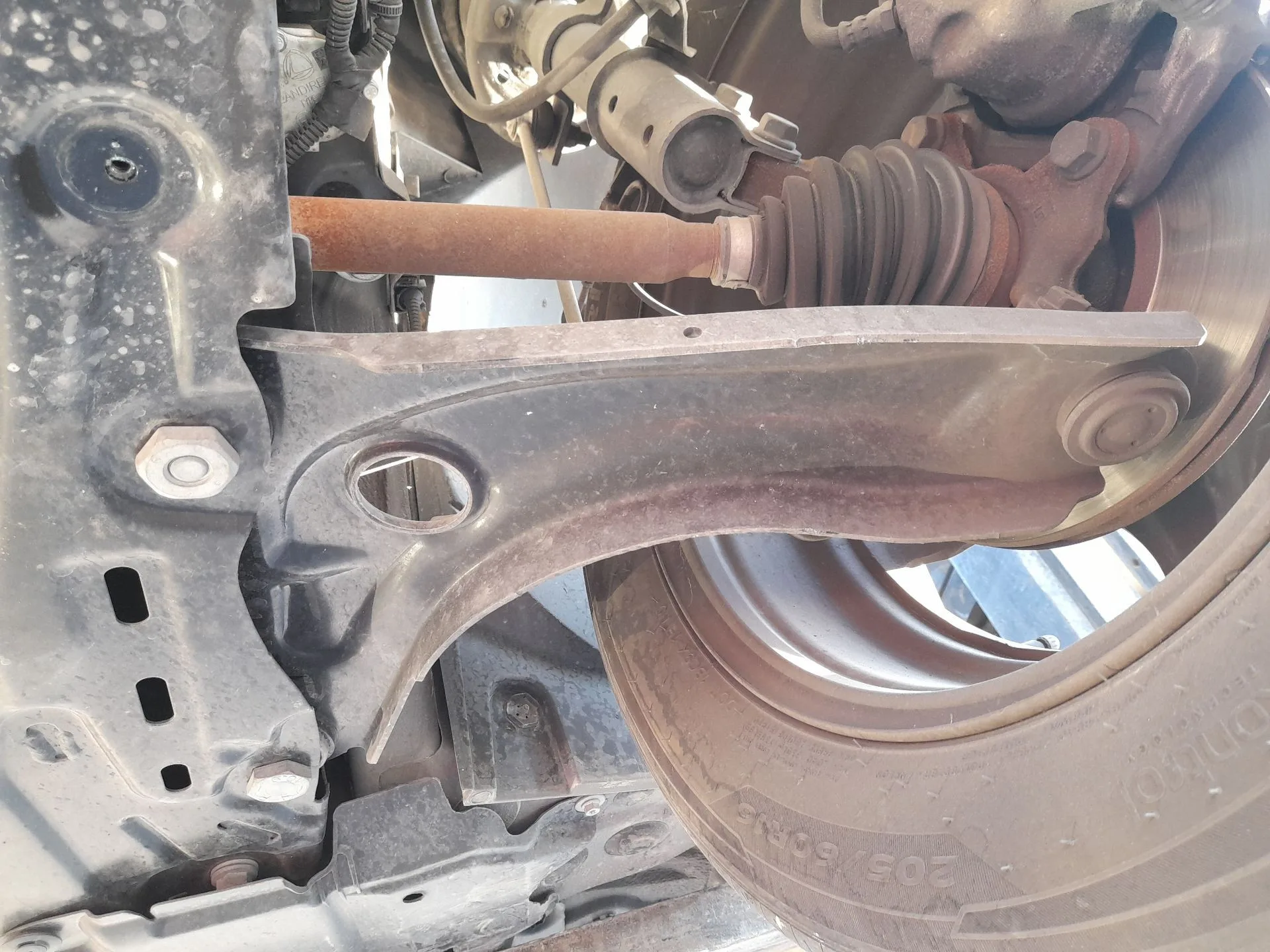Brazo Suspension Inferior Delantero Izquierdo para Dacia Sandero Iii