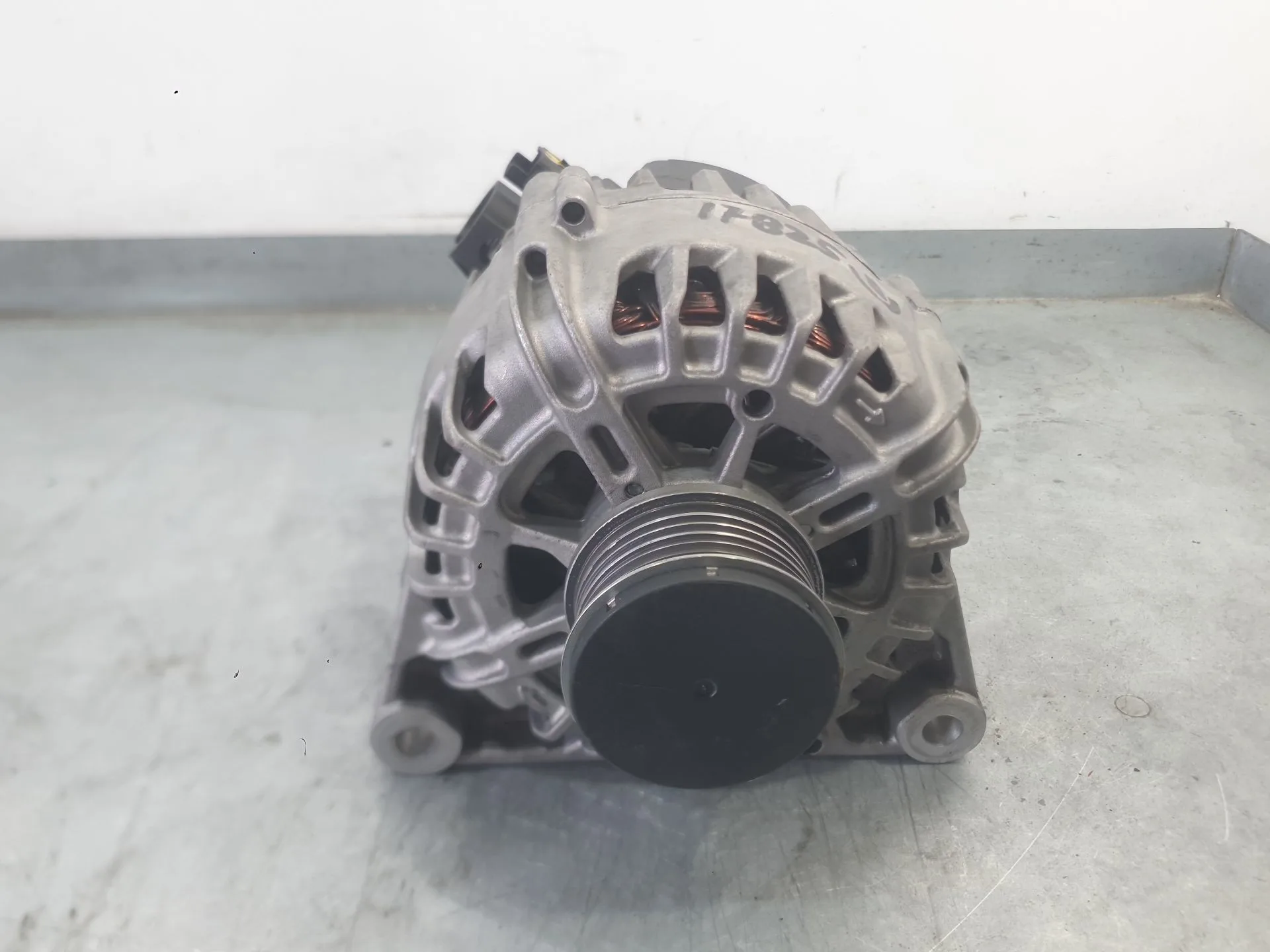 Alternador para Peugeot 208 I (Ca_, Cc_)