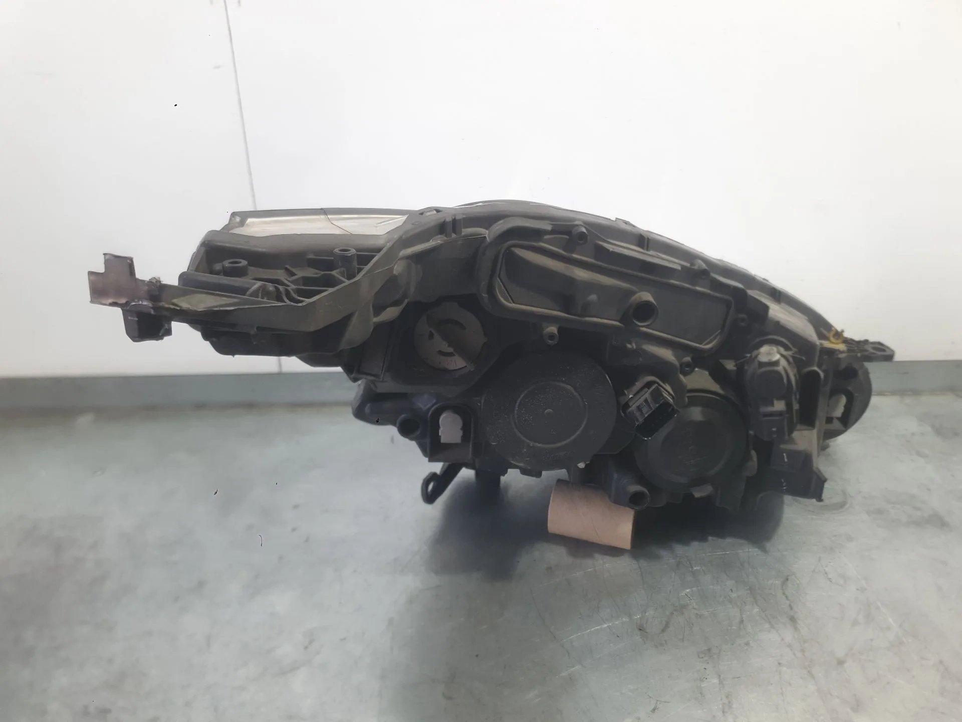 Faro Izquierdo para Peugeot 208 I (Ca_, Cc_)