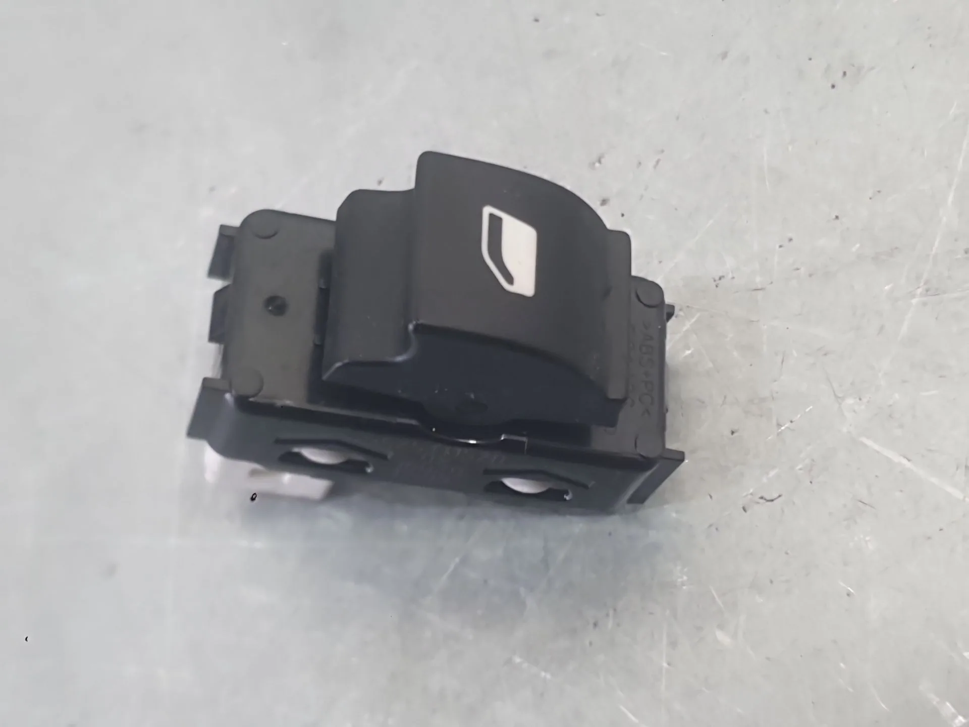 Mando Elevalunas Delantero Derecho para Peugeot 208 I (Ca_, Cc_)