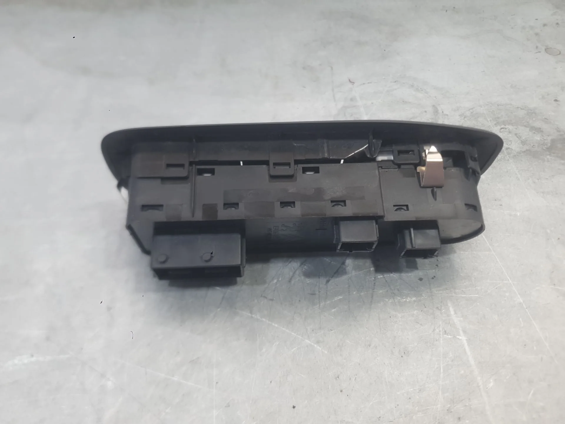 Mando Elevalunas Delantero Izquierdo para Peugeot 208 I (Ca_, Cc_)