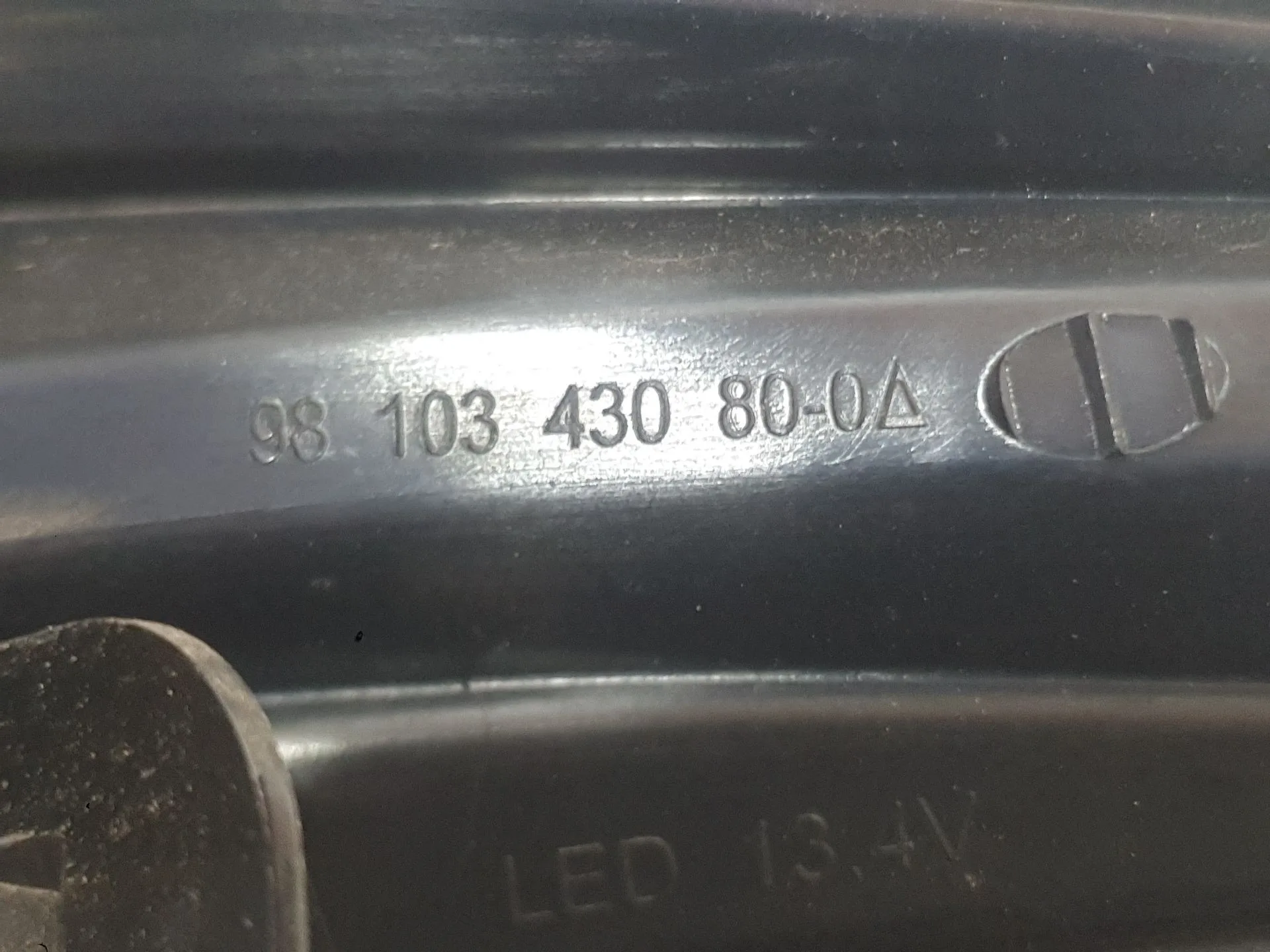 Piloto Trasero Izquierdo para Peugeot 208 I (Ca_, Cc_)
