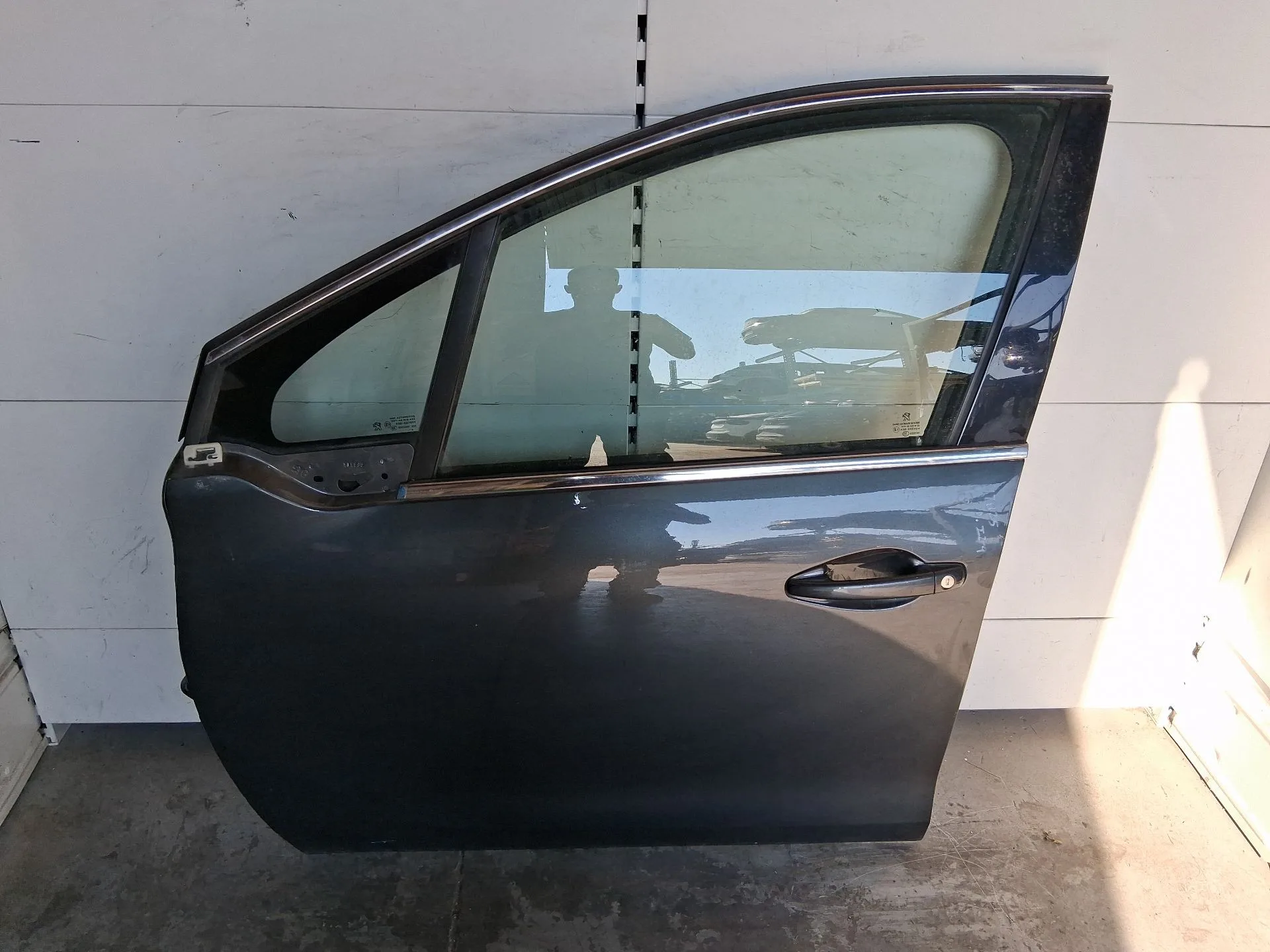 Puerta Delantera Izquierda para Peugeot 208 I (Ca_, Cc_)