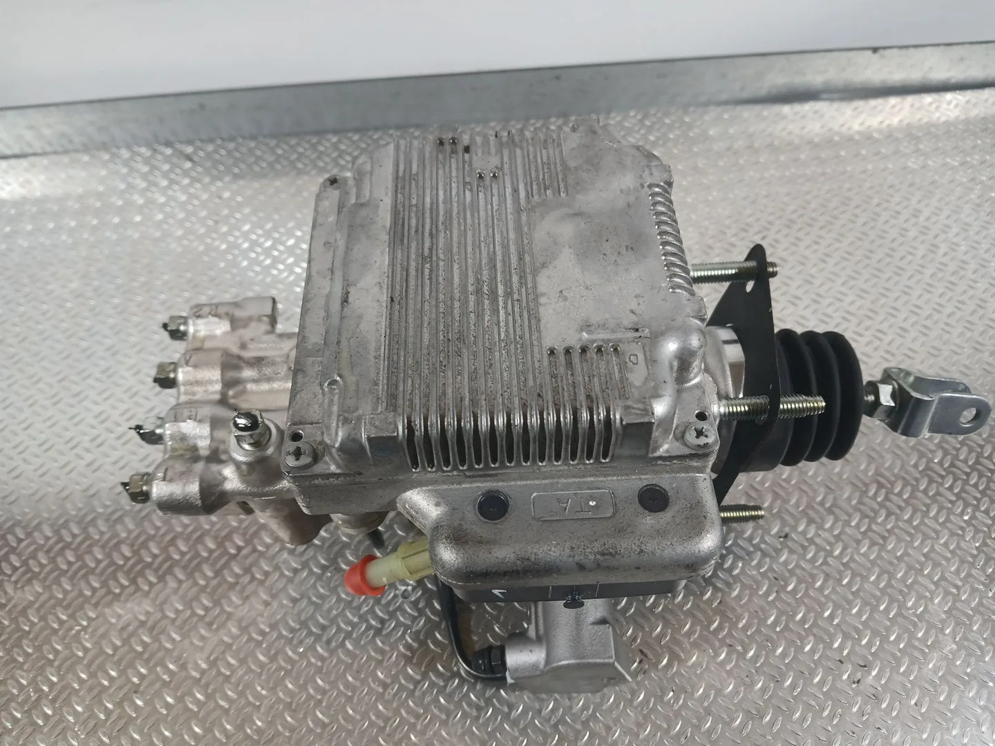 Abs para Toyota Yaris (_P13_)