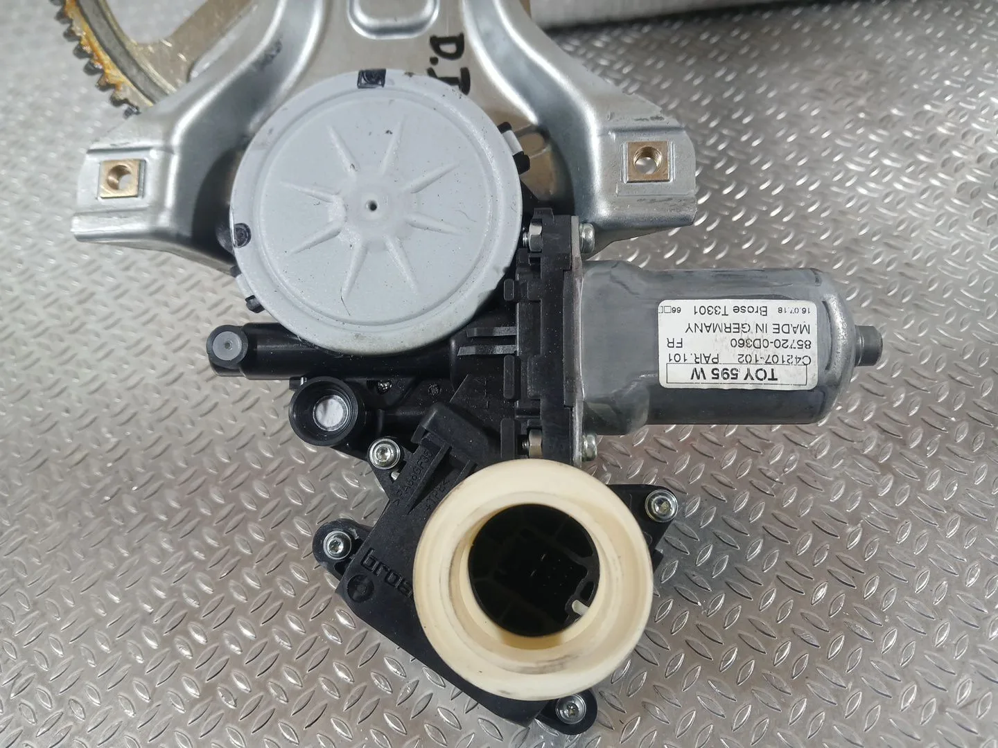 Elevalunas Delantero Izquierdo para Toyota Yaris (_P13_)