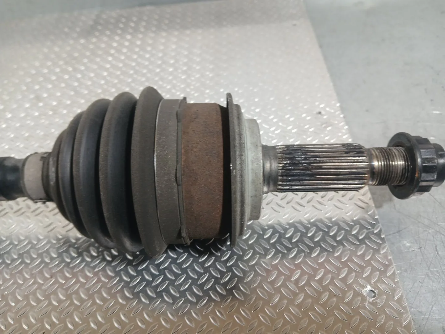 Transmision Delantera Derecha para Toyota Yaris (_P13_)