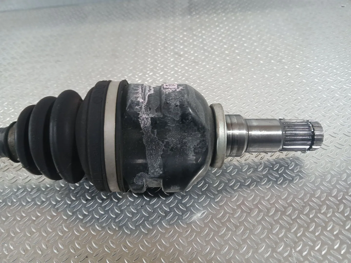 Transmision Delantera Izquierda para Toyota Yaris (_P13_)
