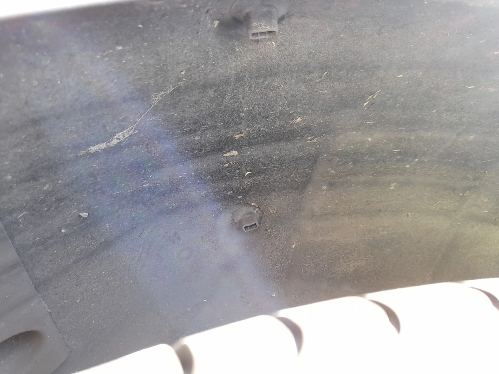 Plastico Pase Rueda Tras. Izq. para Renault Talisman (Lp_)