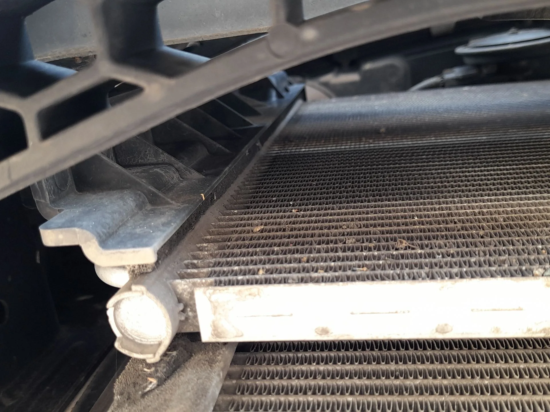 Condensador / Radiador Aire Acondicionado para Kia Sportage Iii (Sl)
