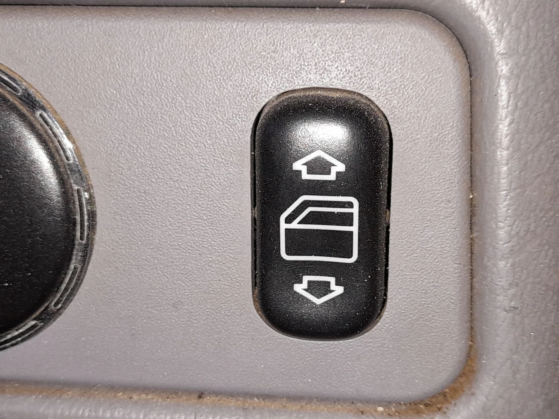 Mando Elevalunas Trasero Derecho para Mercedes-Benz Clase M (W163)