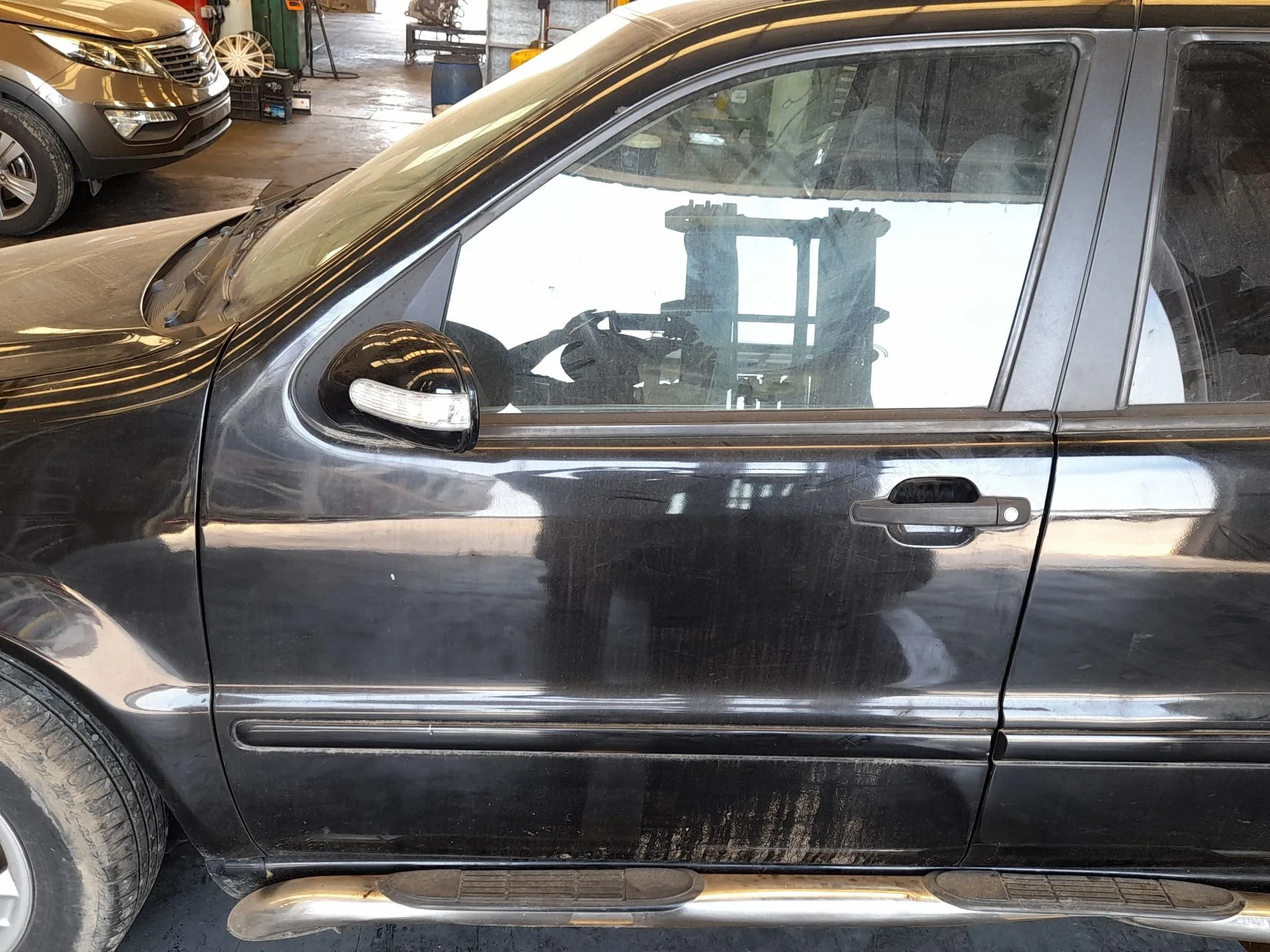 Puerta Delantera Izquierda para Mercedes-Benz Clase M (W163)