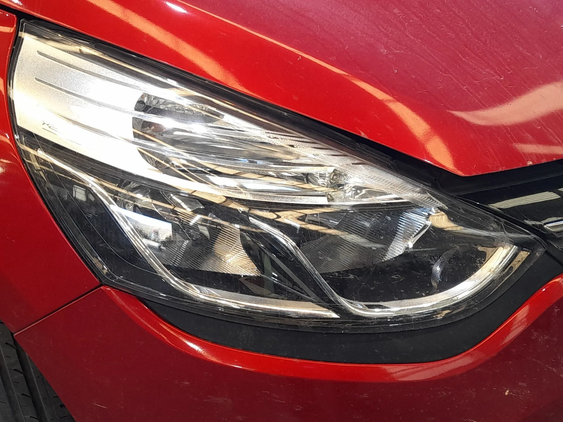 Faro Derecho para Renault Clio Iv (Bh_)