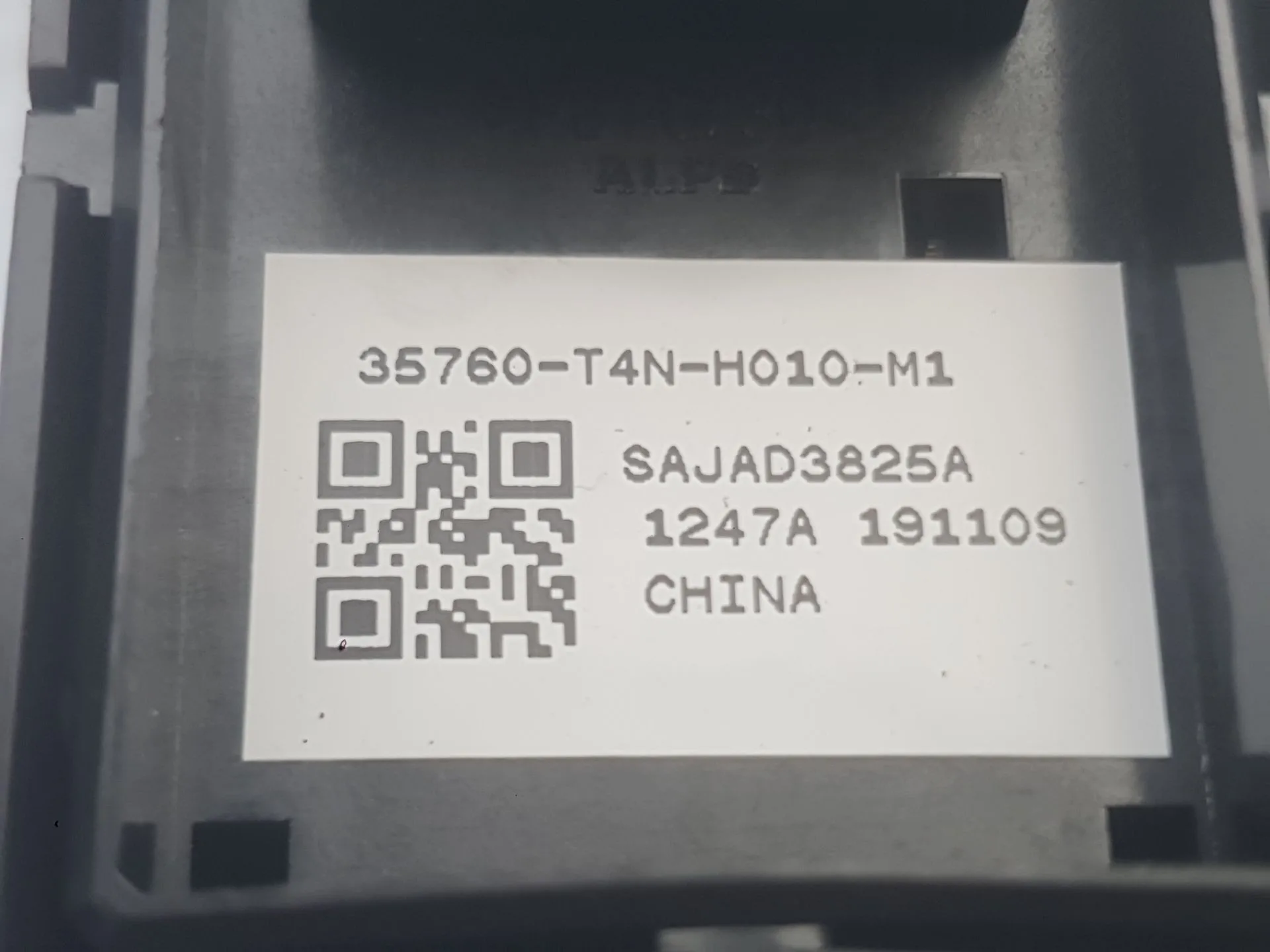 Mando Elevalunas Trasero Izquierdo para Honda Jazz Iv (Gk_)