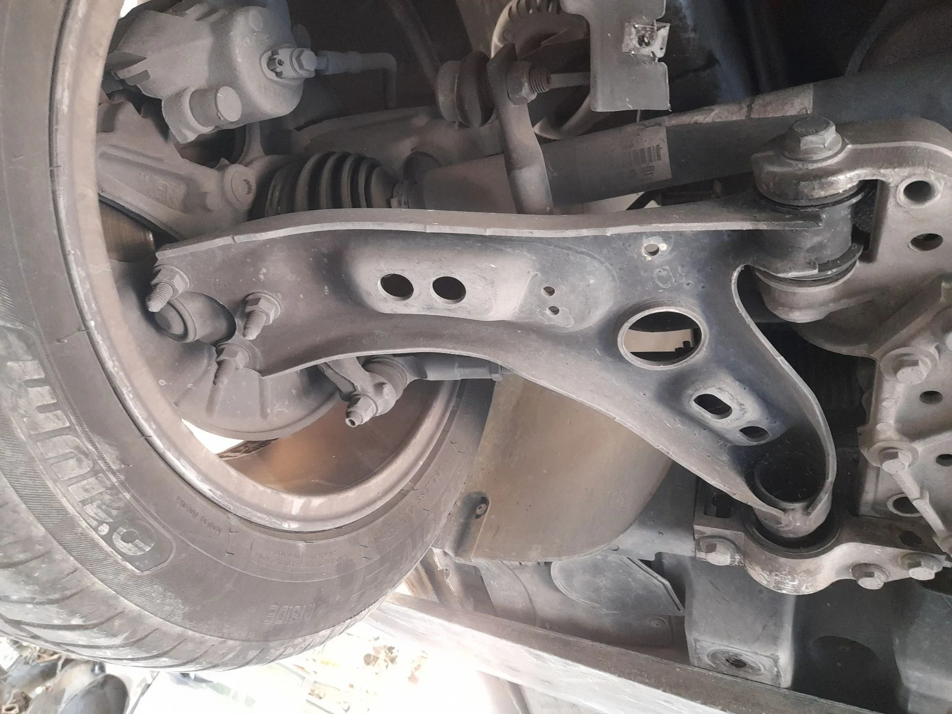Brazo Suspension Inferior Delantero Derecho para Seat Leon (1P1)