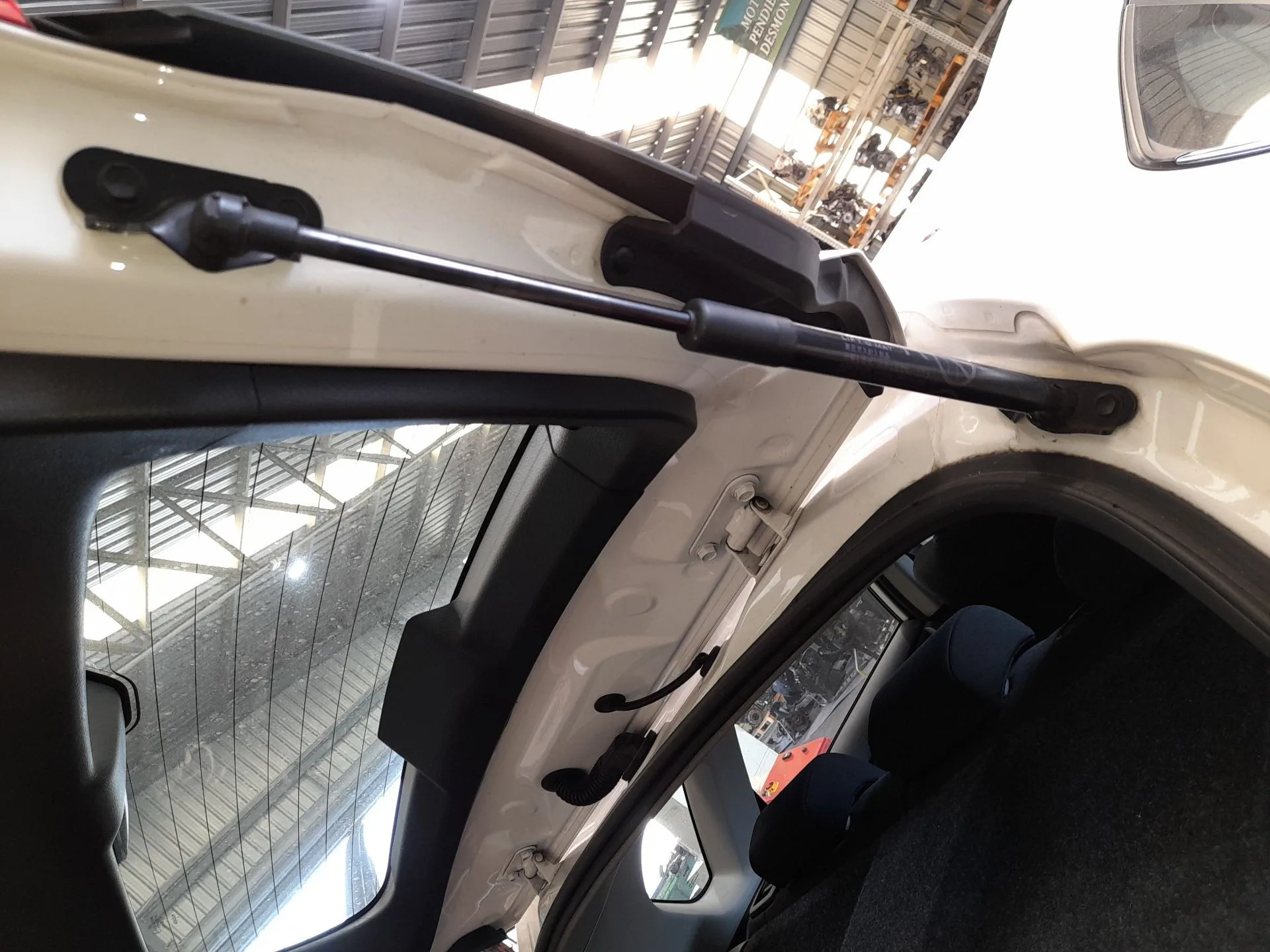 Amortiguadores Maletero / Porton para Toyota Auris (_E18_)