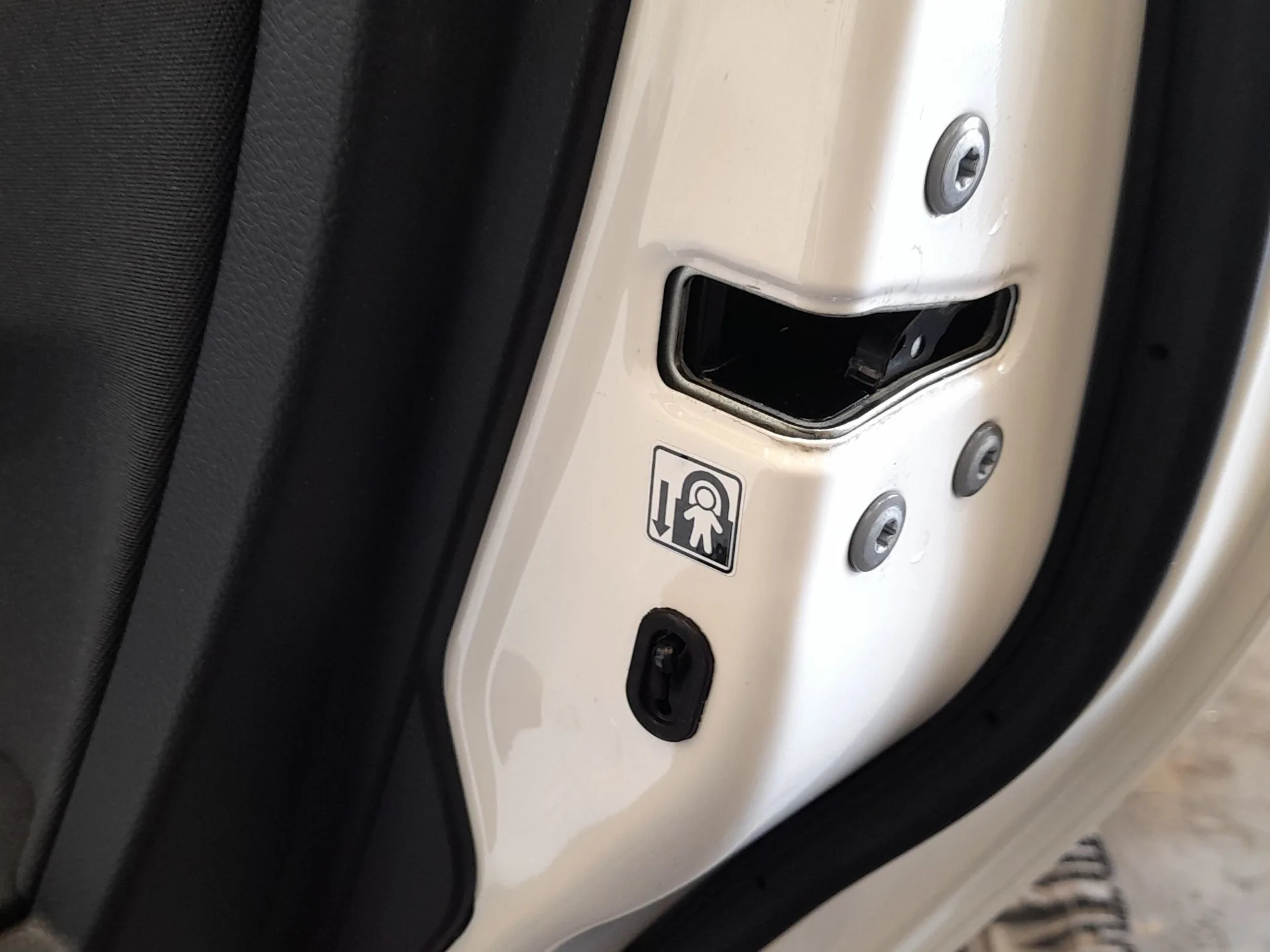 Cerradura Puerta Trasera Derecha para Toyota Auris (_E18_)