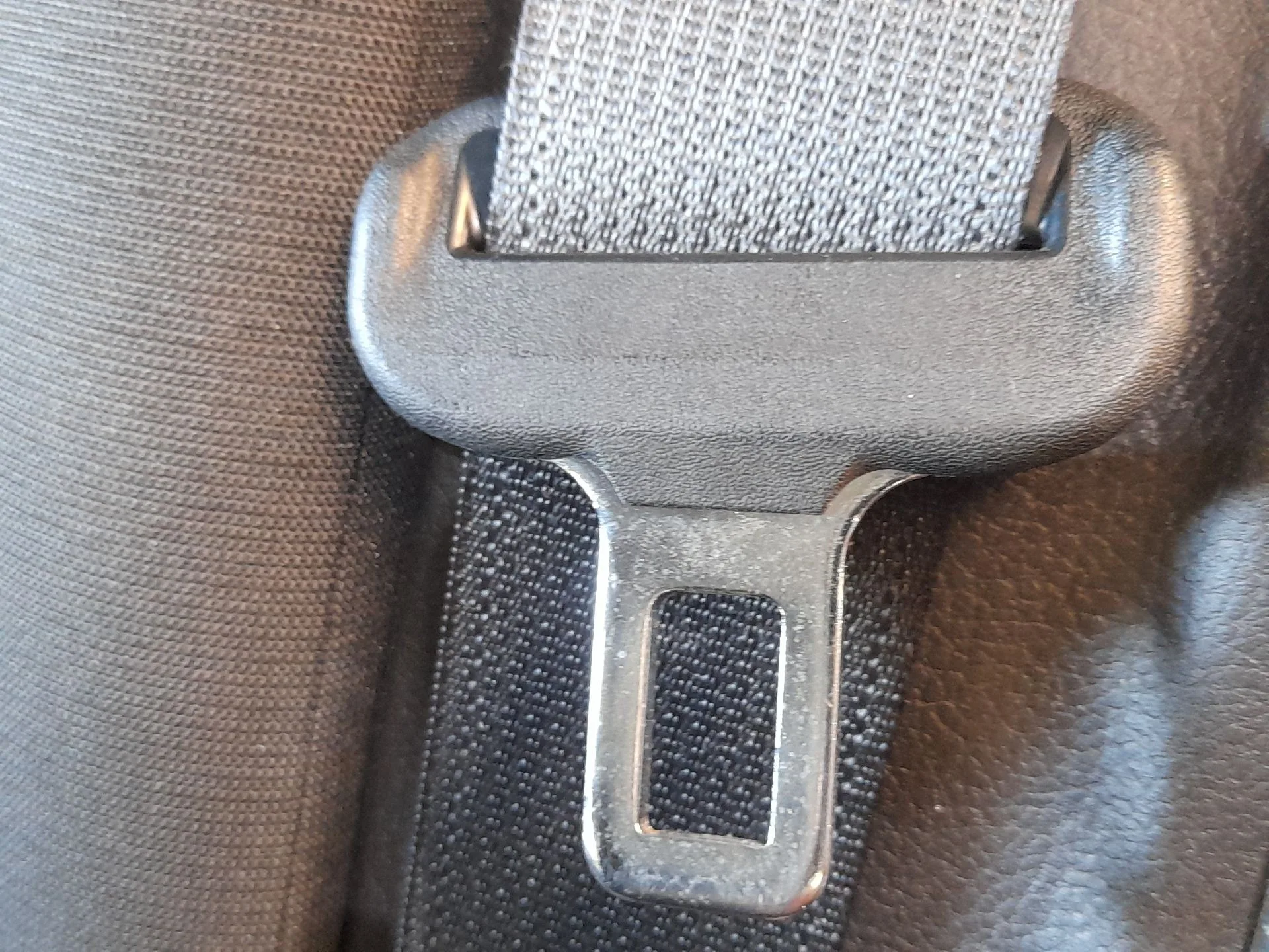 Cinturon Seguridad Trasero Izquierdo para Toyota Auris (_E18_)