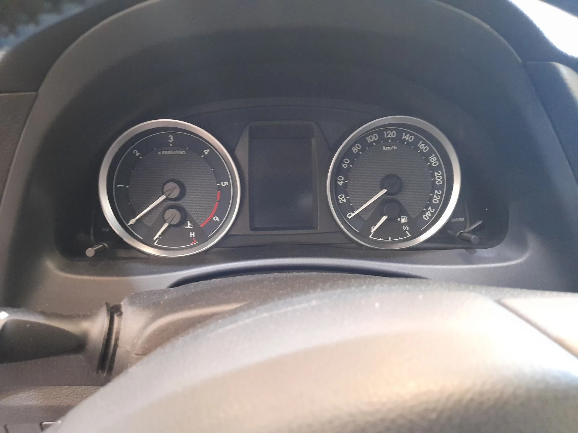 Cuadro Instrumentos para Toyota Auris (_E18_)