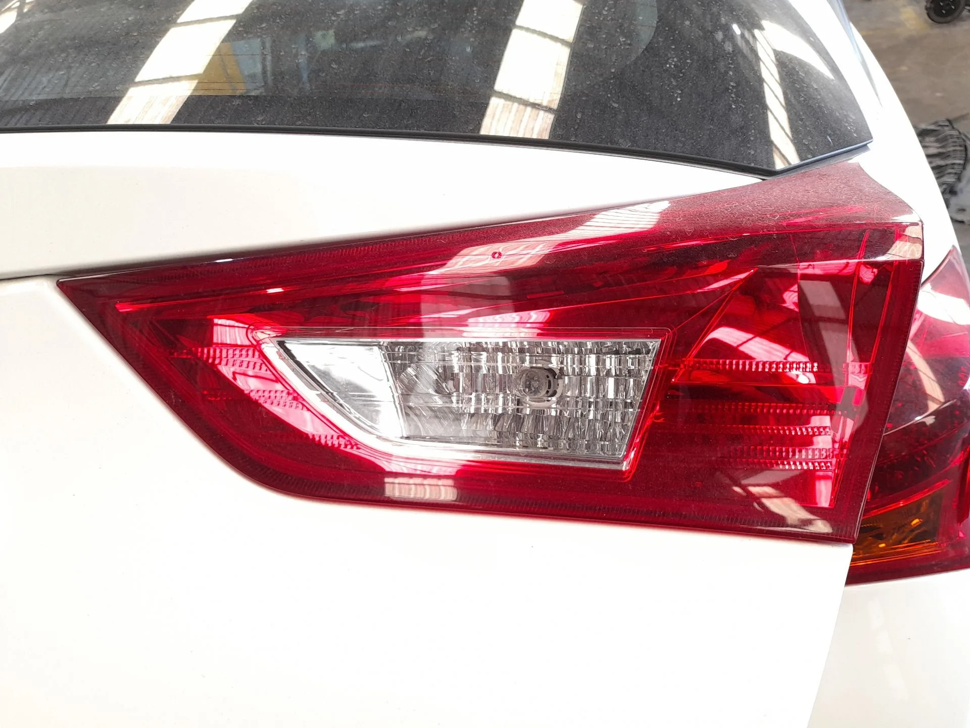 Piloto Trasero Derecho Interior para Toyota Auris (_E18_)