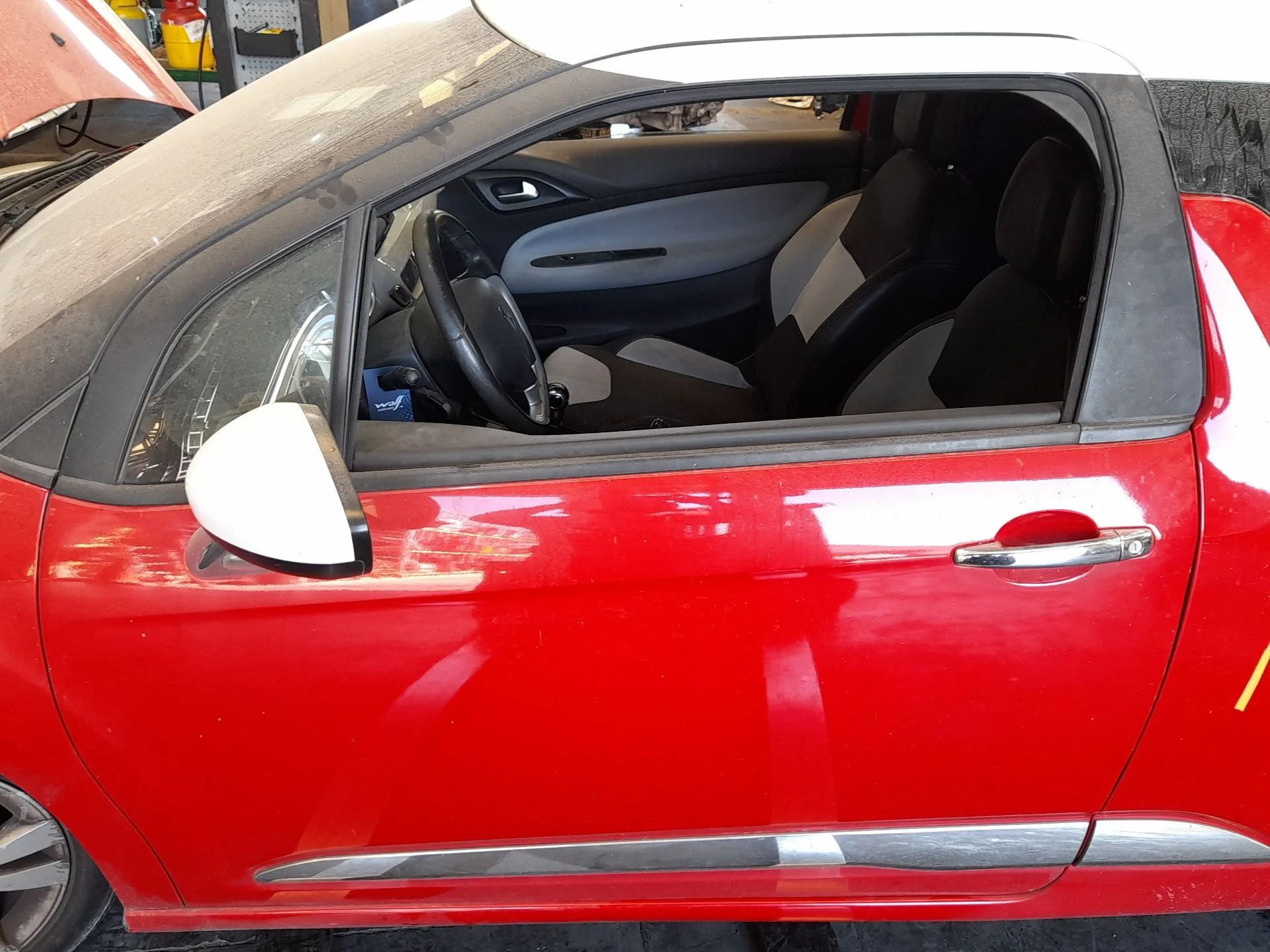 Puerta Delantera Izquierda para Citroën Ds3 (Sa_)