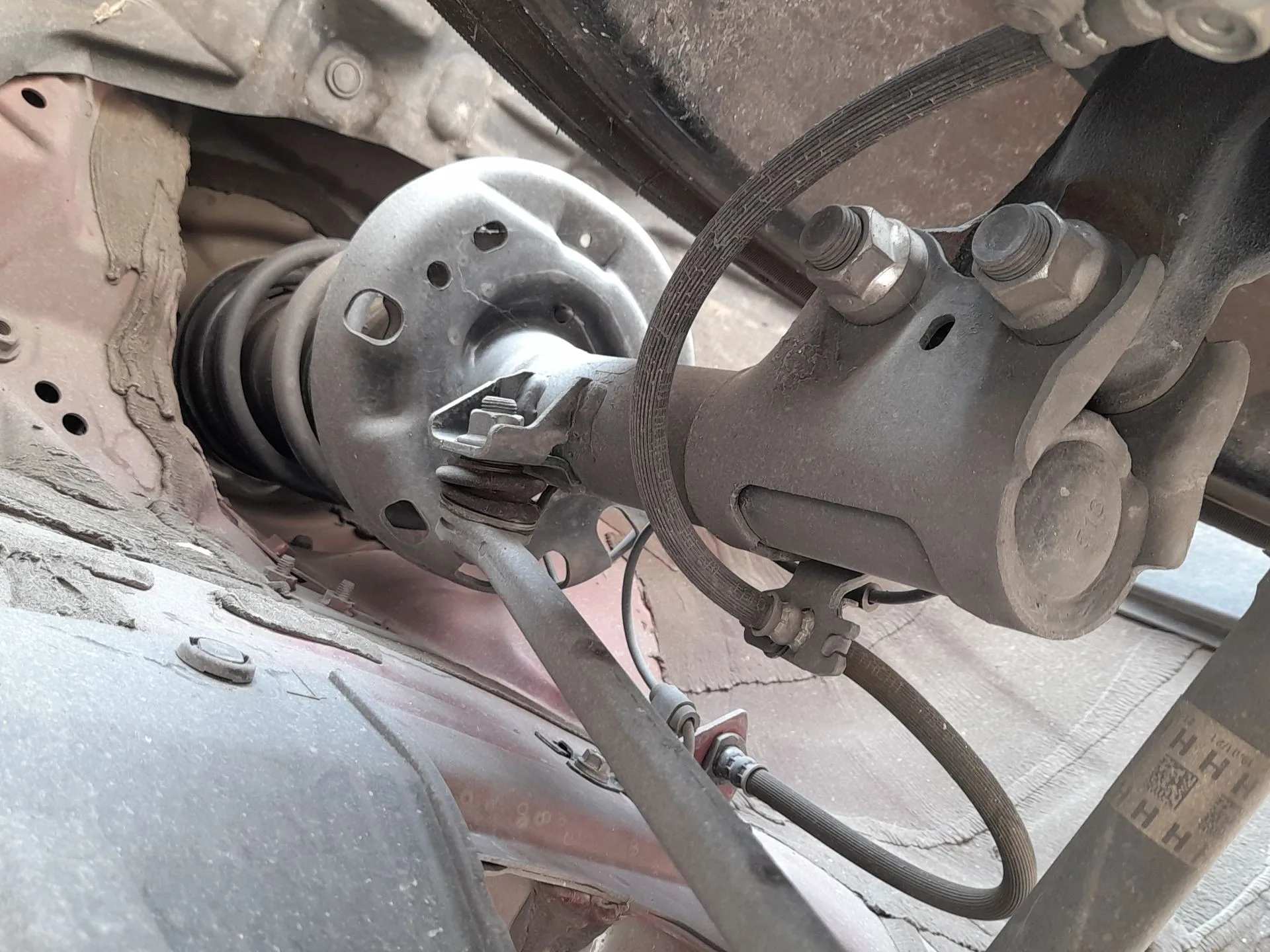 Amortiguador Delantero Izquierdo para Toyota Yaris (_P21_, _Pa1_, _Ph1_)
