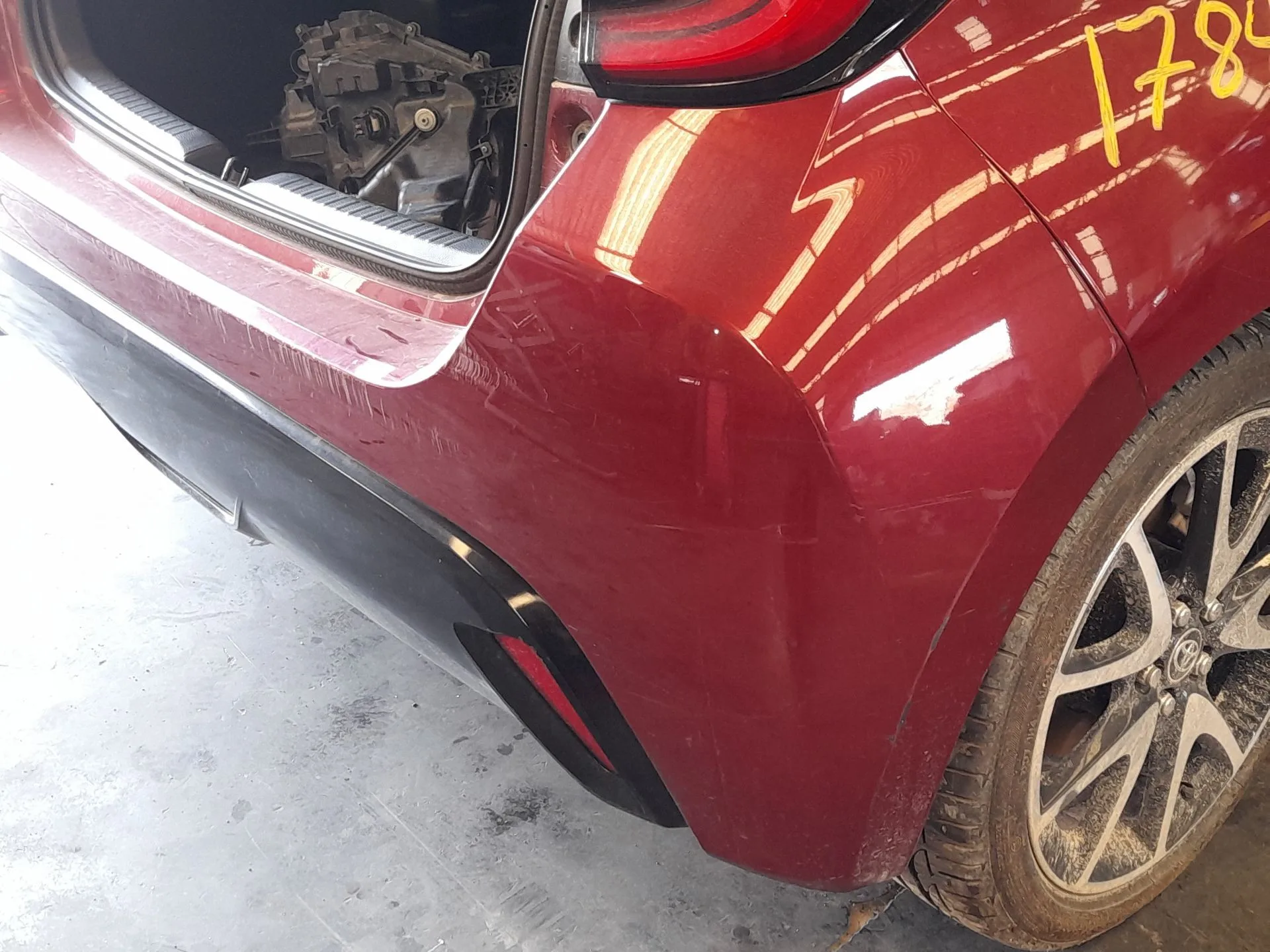Paragolpes Trasero para Toyota Yaris (_P21_, _Pa1_, _Ph1_)