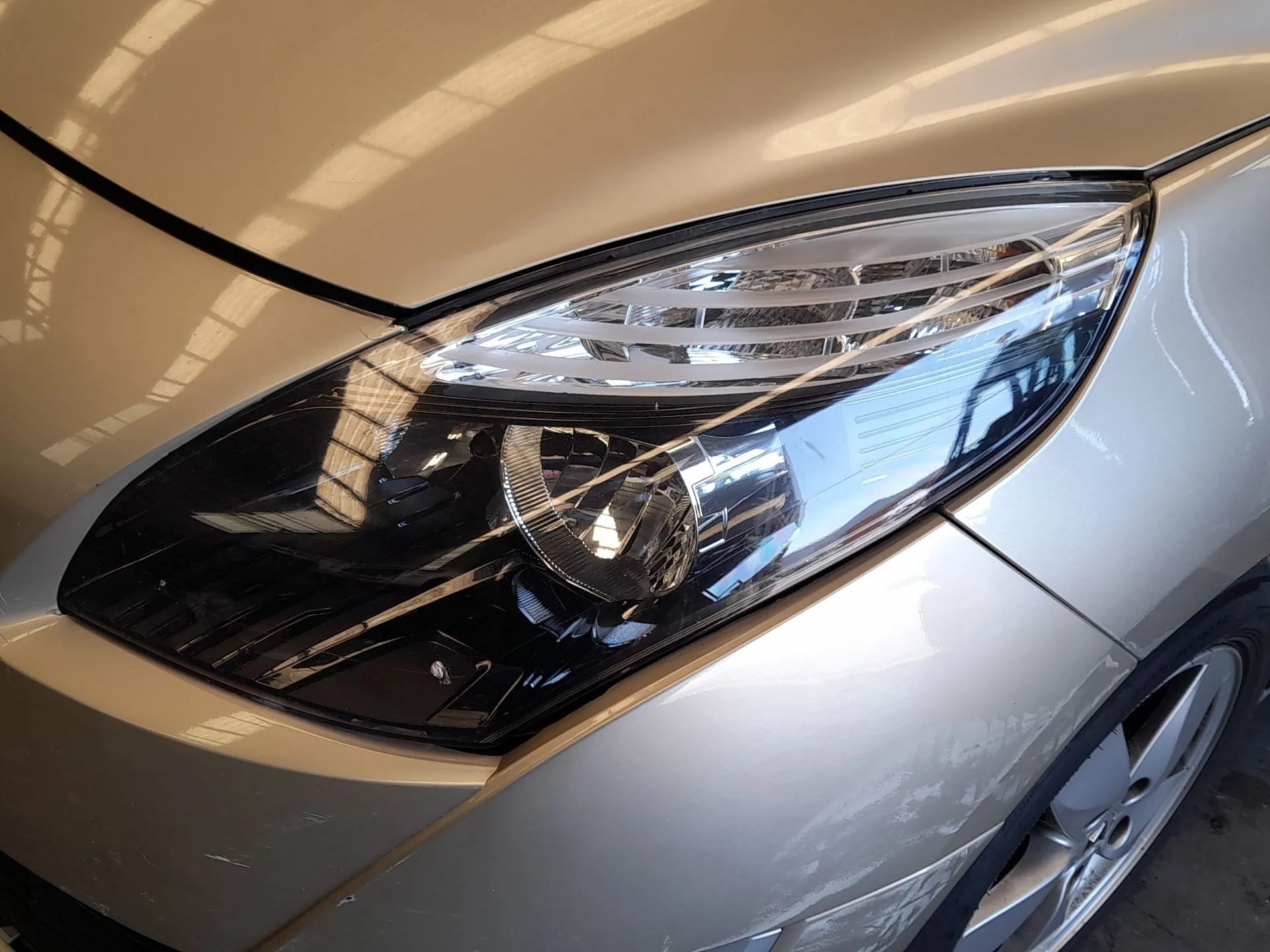 Faro Izquierdo para Renault Grand Scenic Iii (Jz0/1_)
