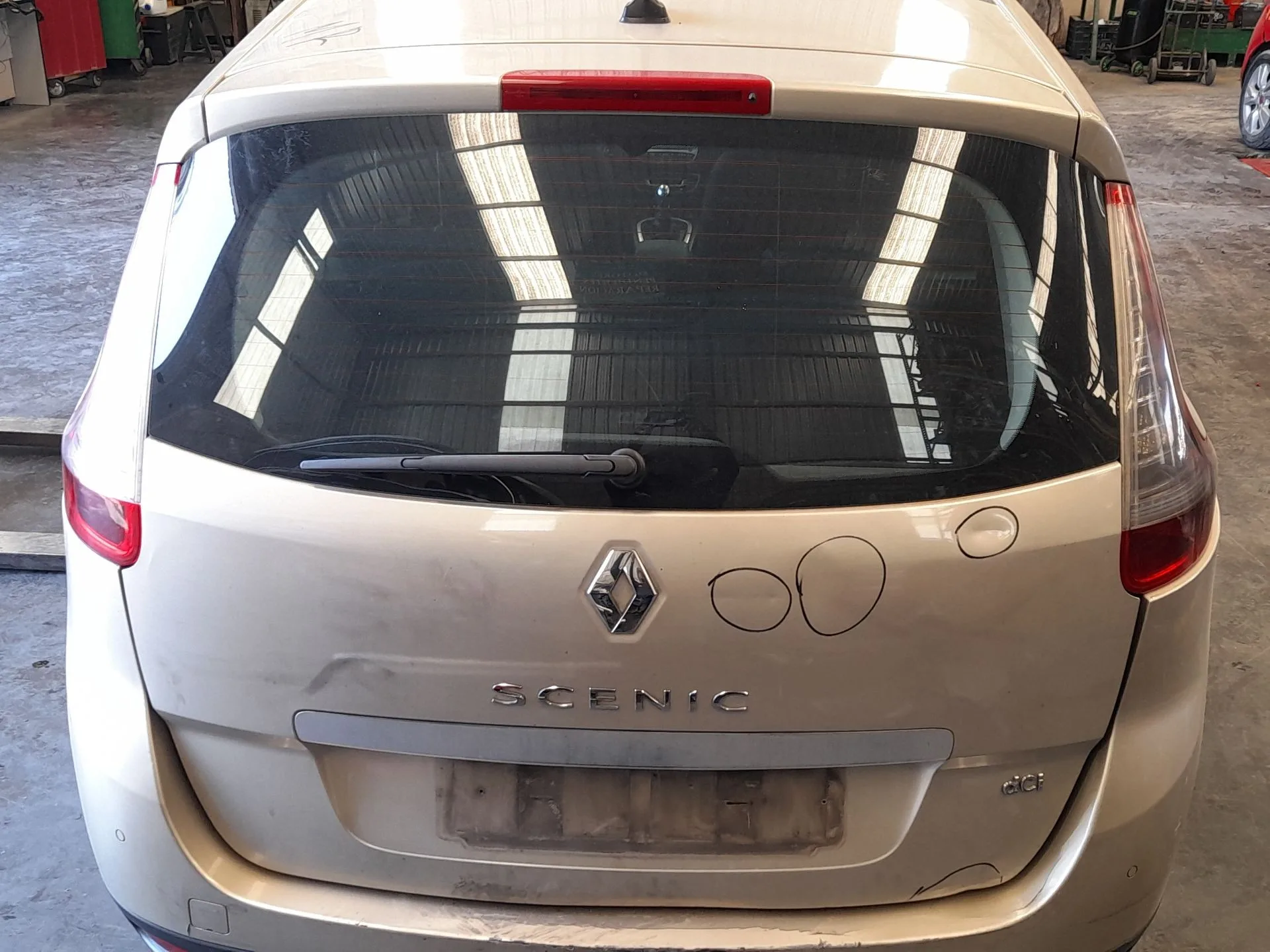 Porton Trasero para Renault Grand Scenic Iii (Jz0/1_)