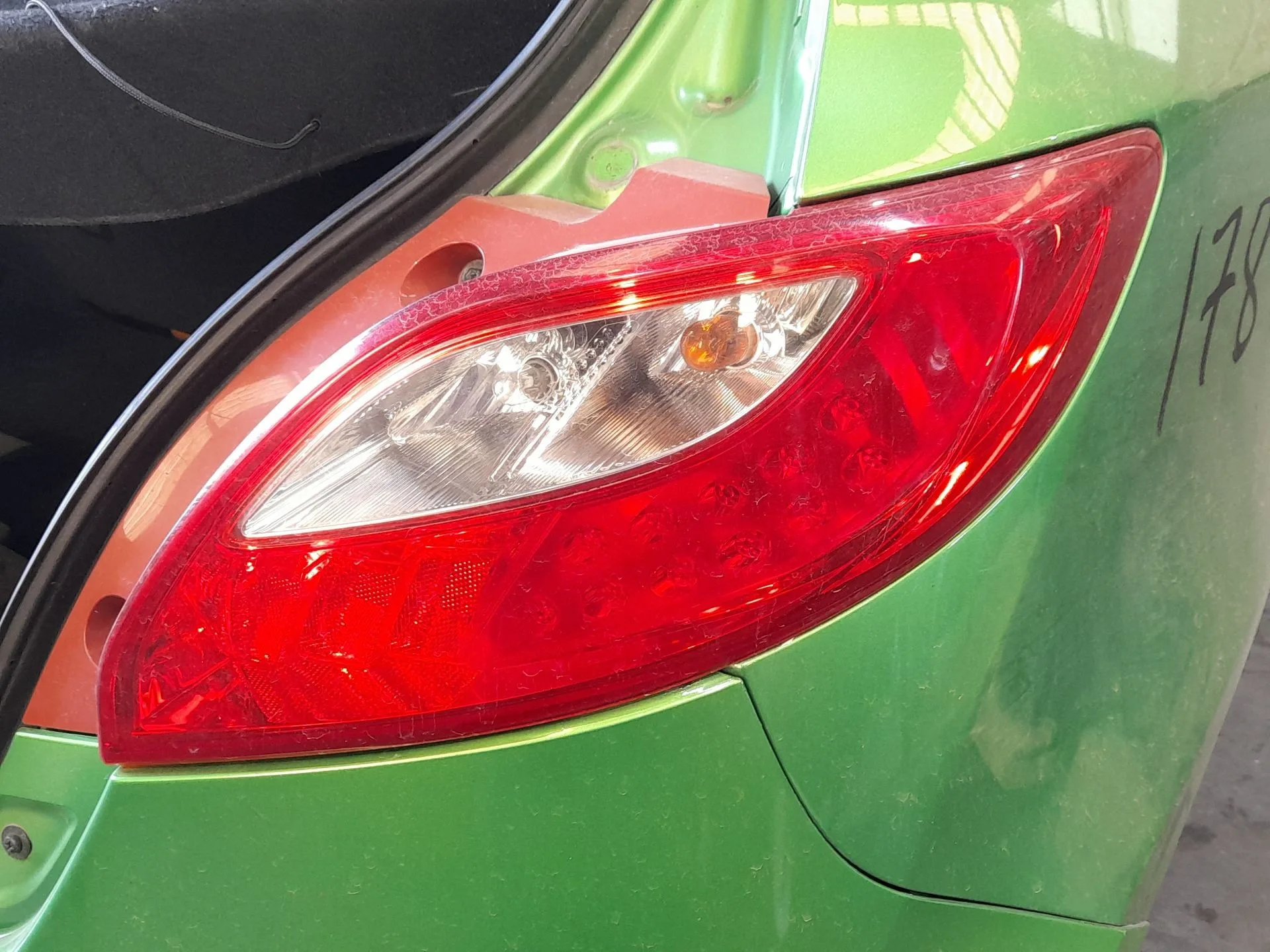 Piloto Trasero Derecho para Mazda 2 (De_, Dh_)