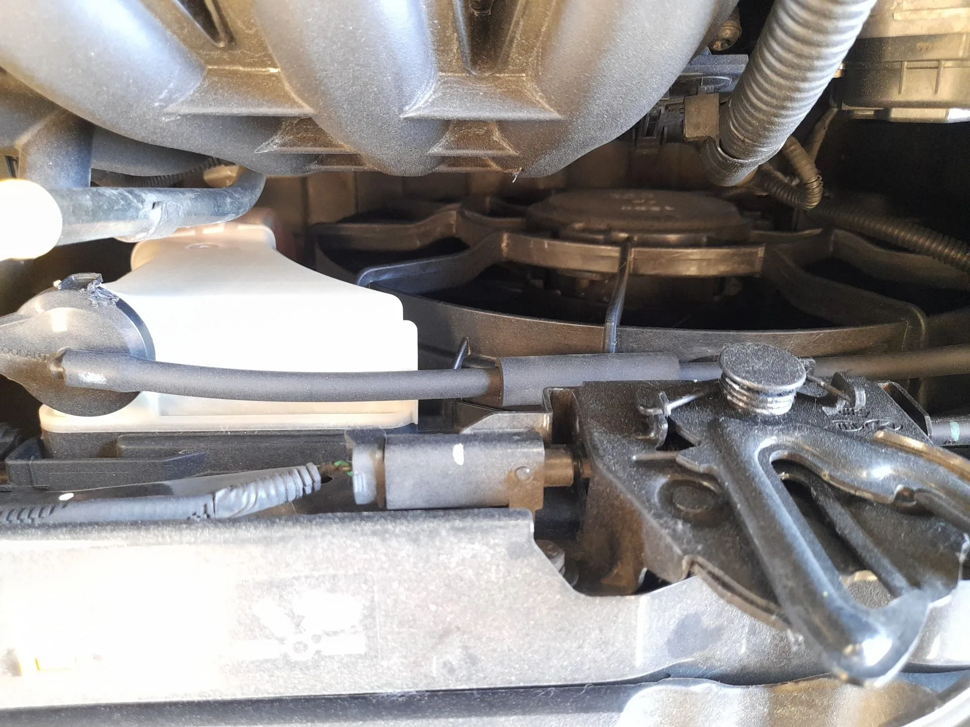 Electroventilador para Kia Rio Iv (Yb, Sc, Fb)