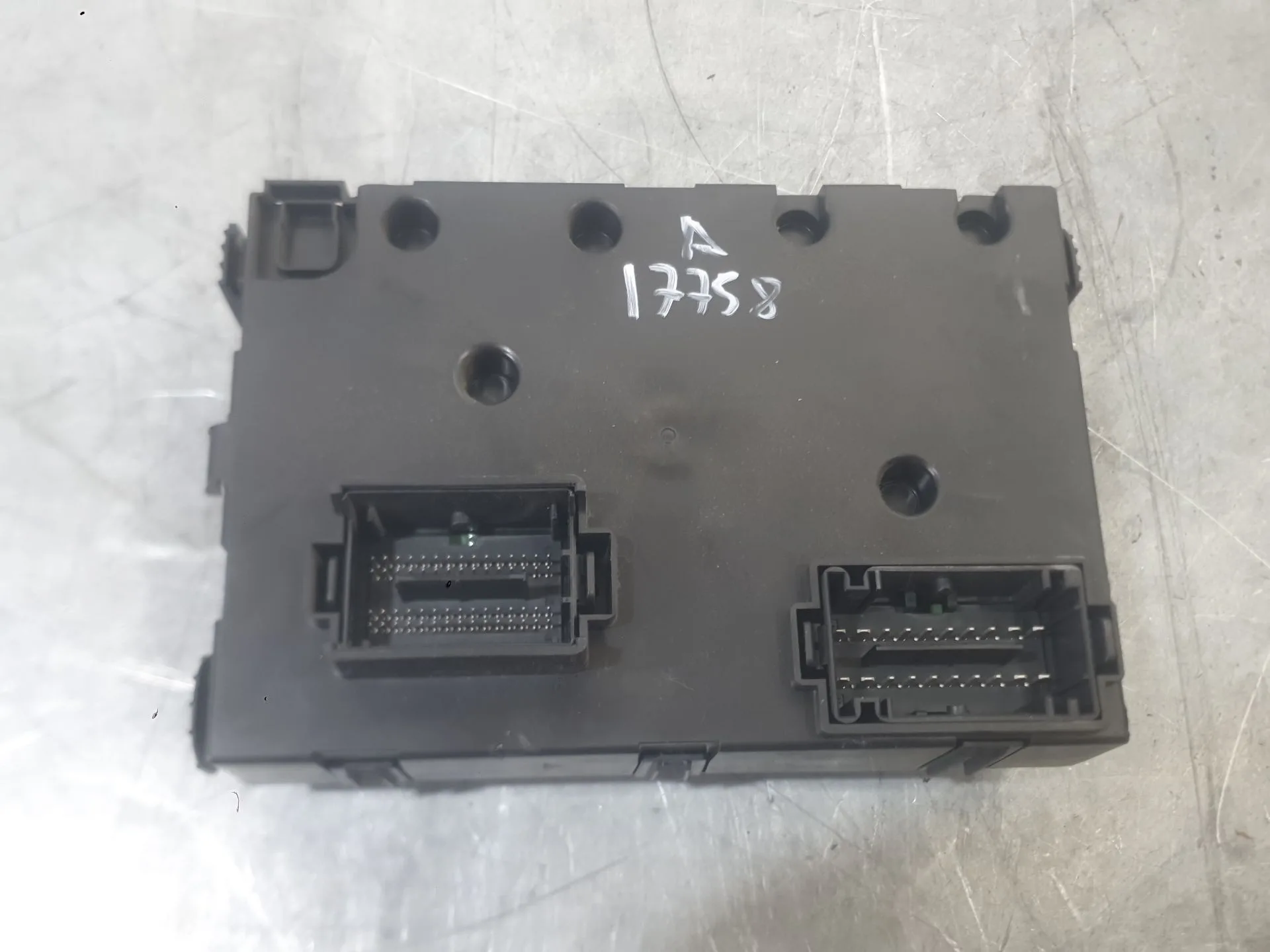 Caja Reles / Fusibles para Fiat Tipo Sedan (356_, 357_)