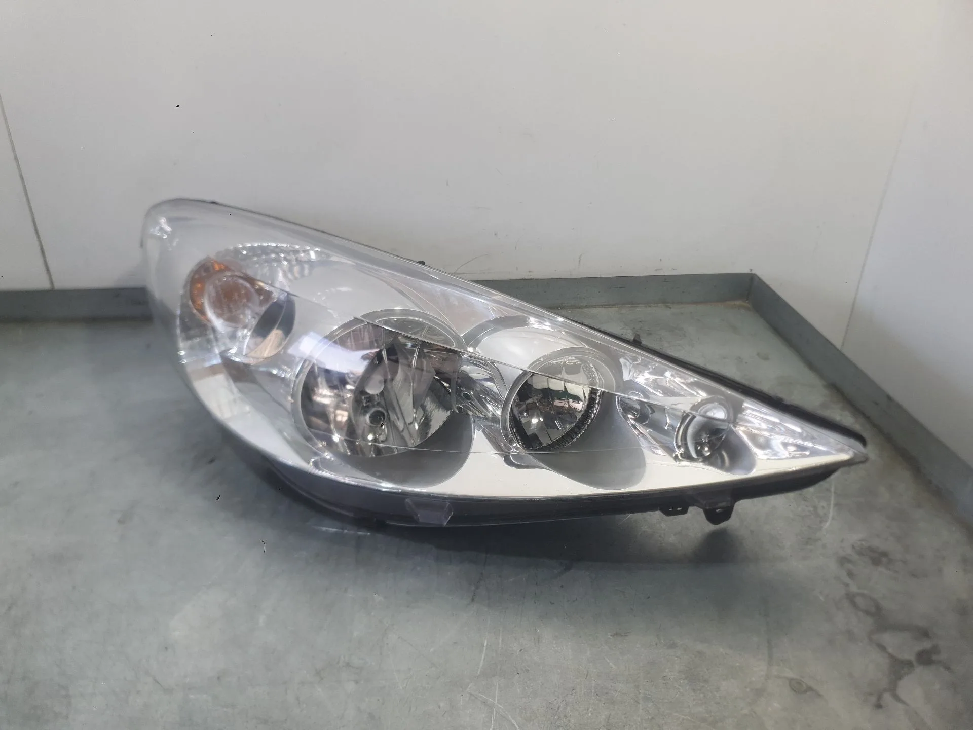 Faro Derecho para Peugeot 206 Hatchback (2A/C)