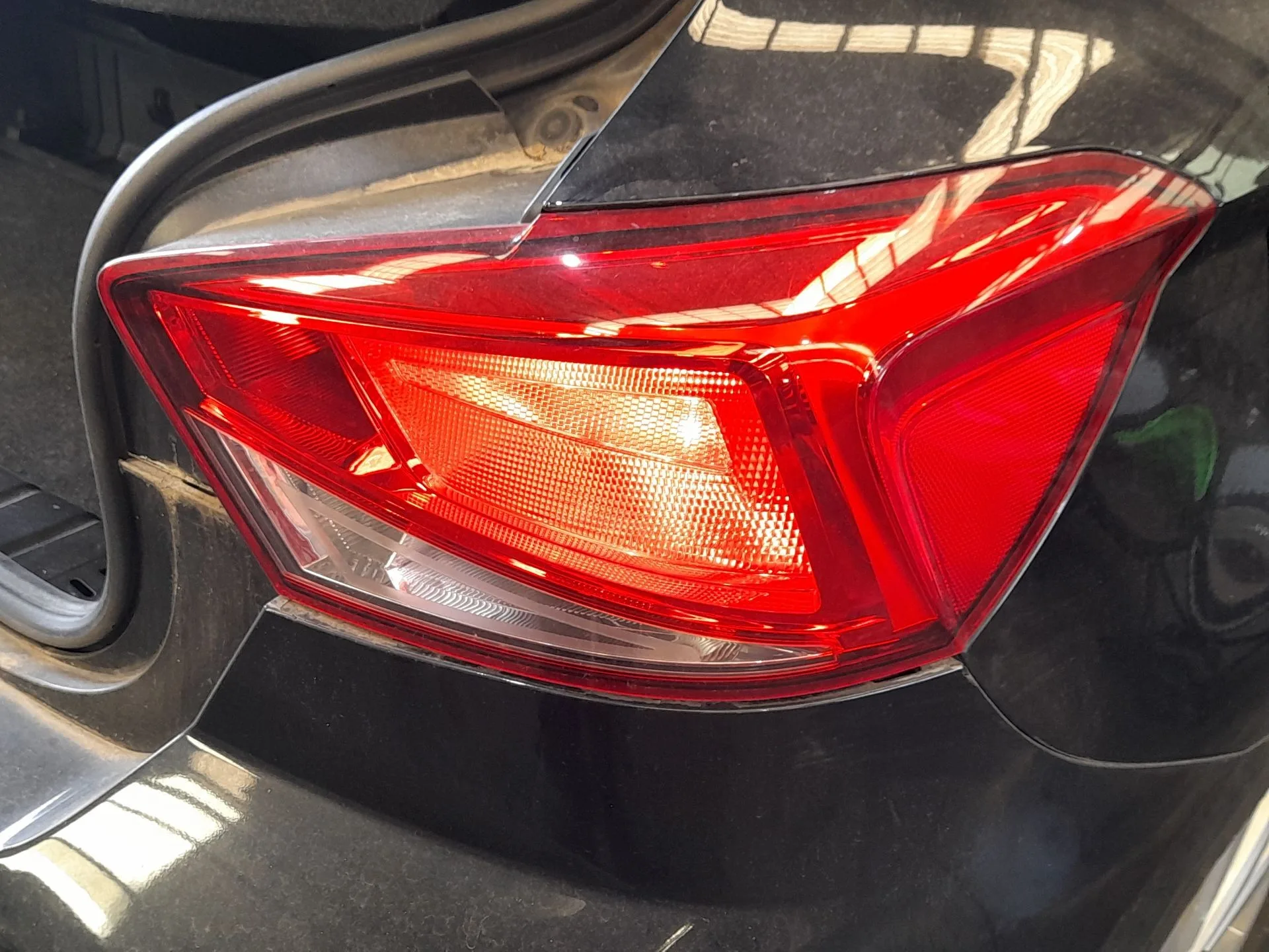 Piloto Trasero Derecho para Seat Ibiza V (Kj1, Kjg)