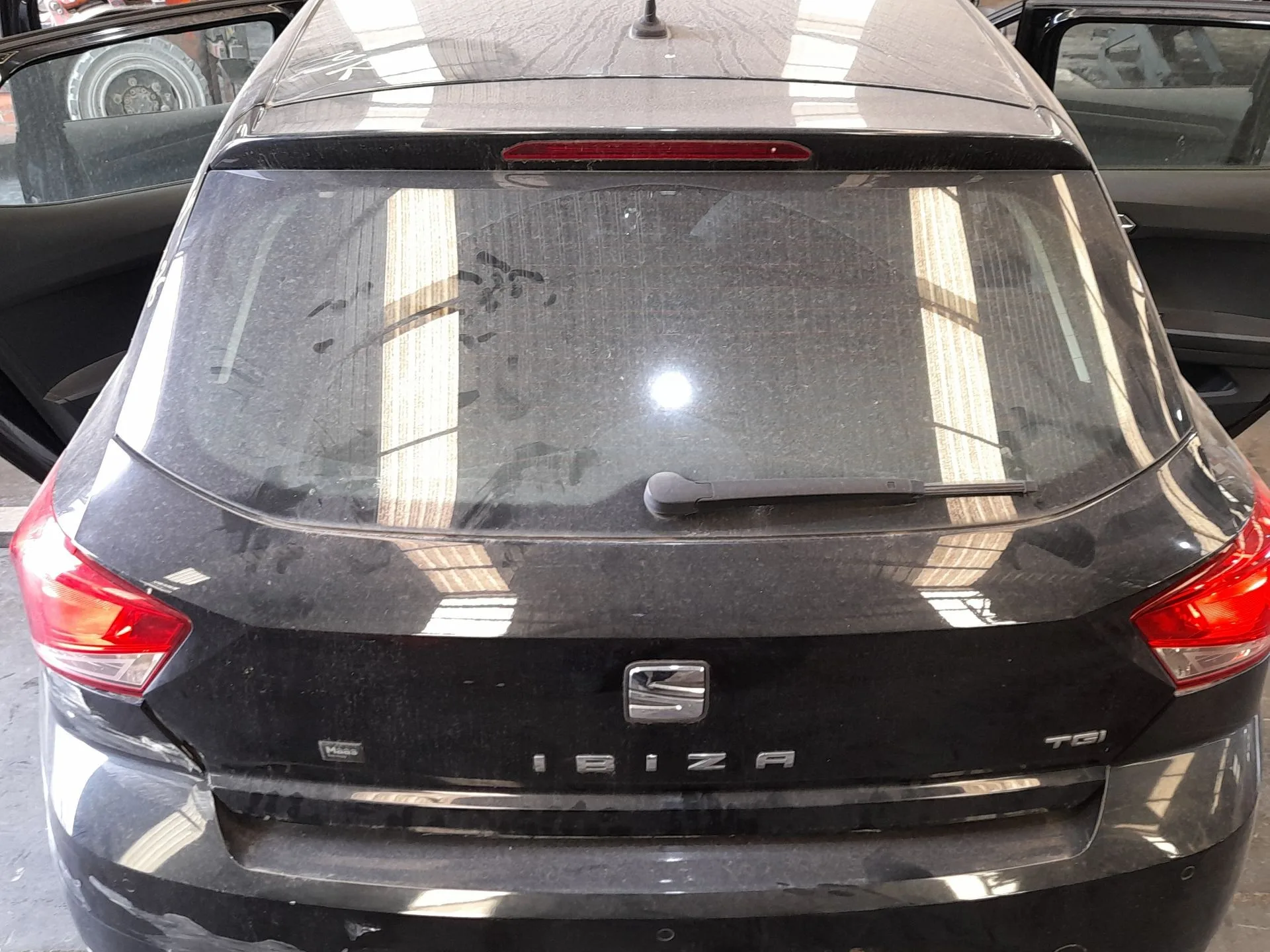 Porton Trasero para Seat Ibiza V (Kj1, Kjg)