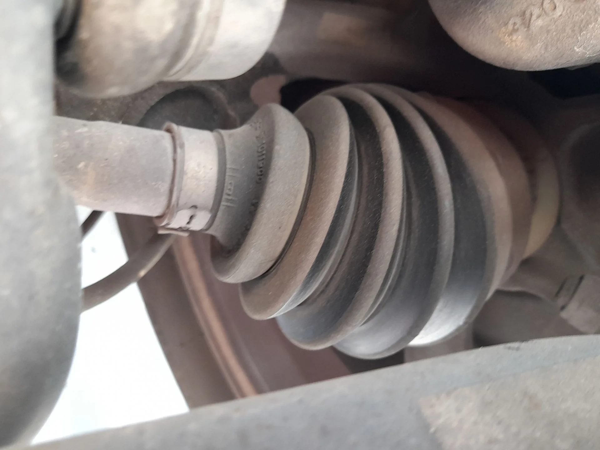 Transmision Delantera Izquierda para Seat Ibiza V (Kj1, Kjg)