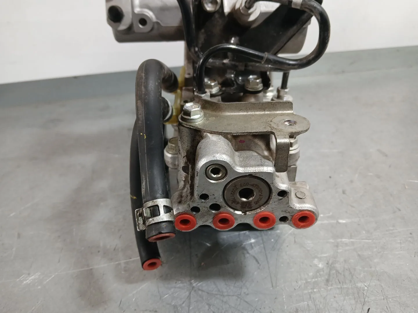 Abs para Toyota Auris (-E18) 1.8 Hybrid (Zwee186)