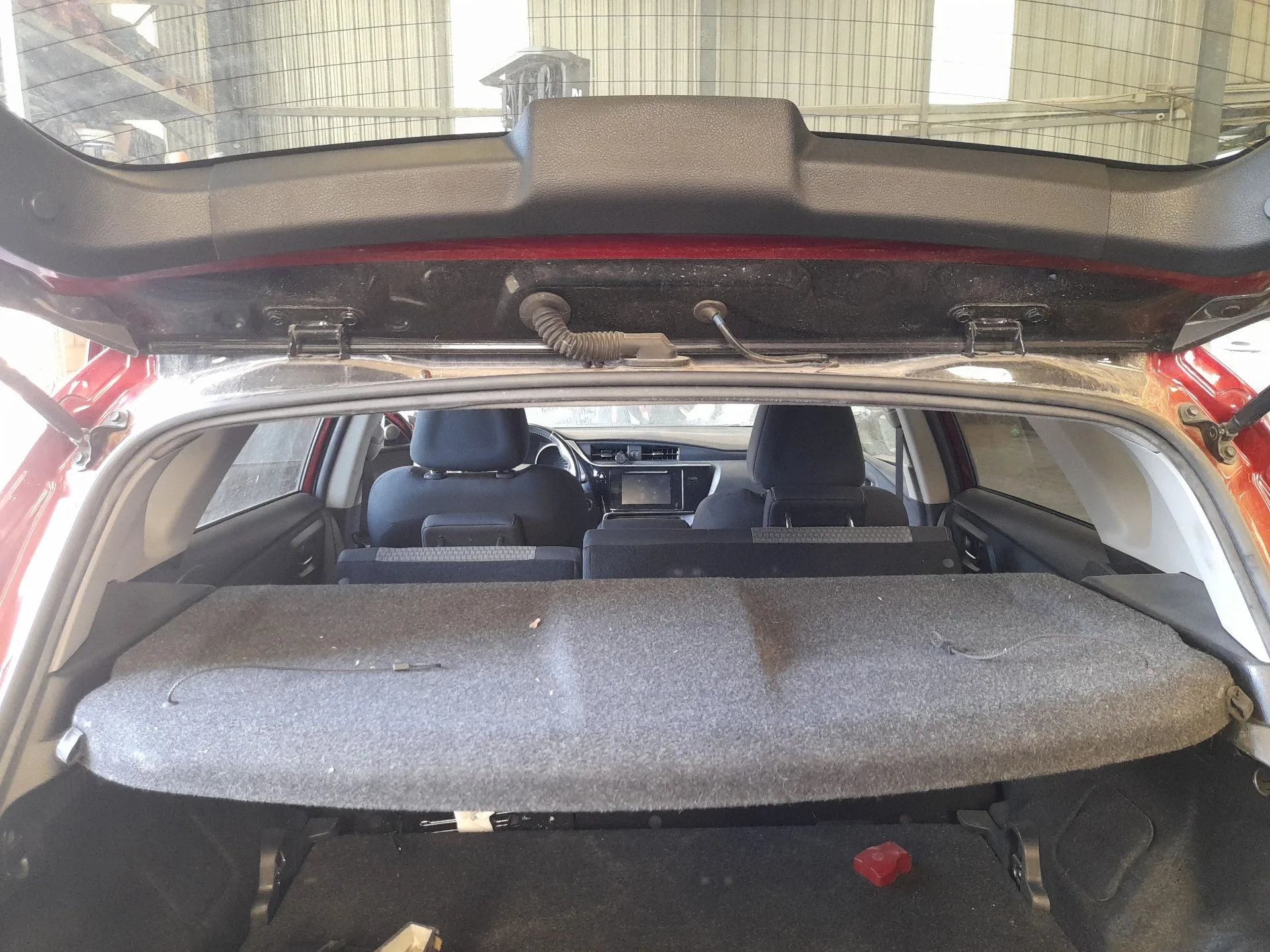 Bandeja Trasera para Toyota Auris (-E18) 1.8 Hybrid (Zwee186)