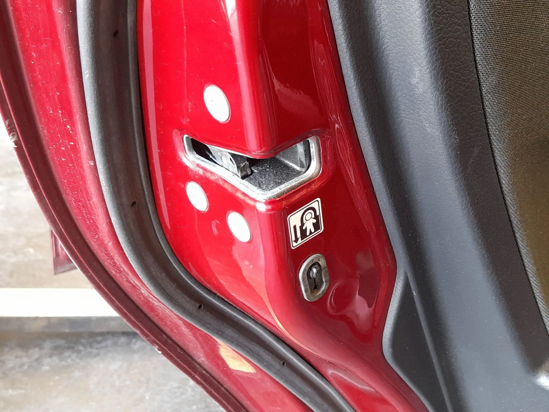 Cerradura Puerta Trasera Izquierda para Toyota Auris (-E18) 1.8 Hybrid (Zwee186)