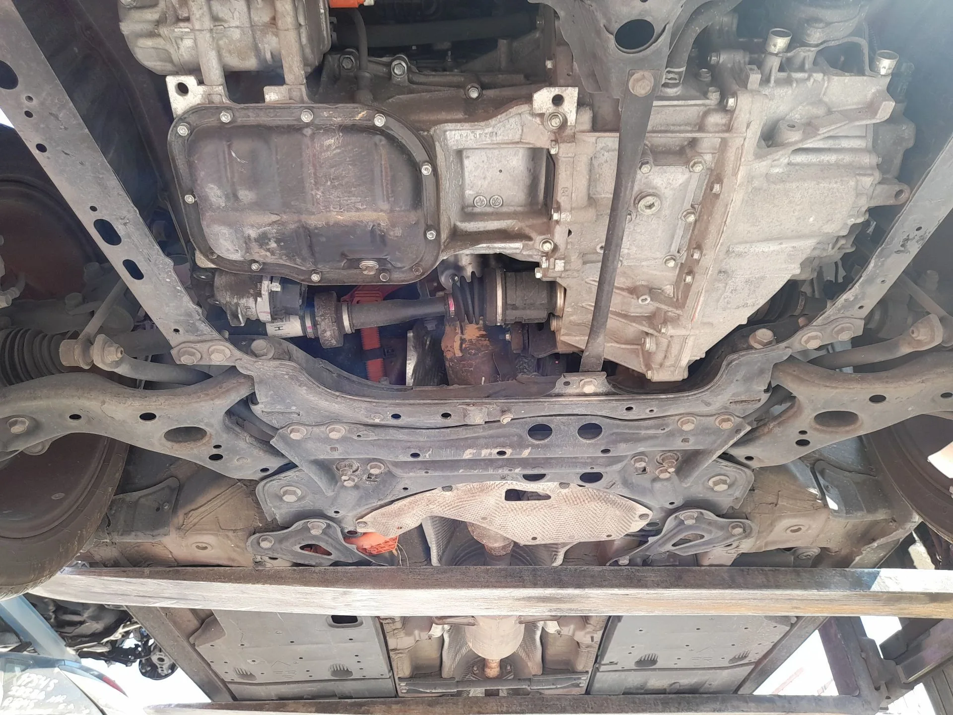 Puente Delantero para Toyota Auris (-E18) 1.8 Hybrid (Zwee186)