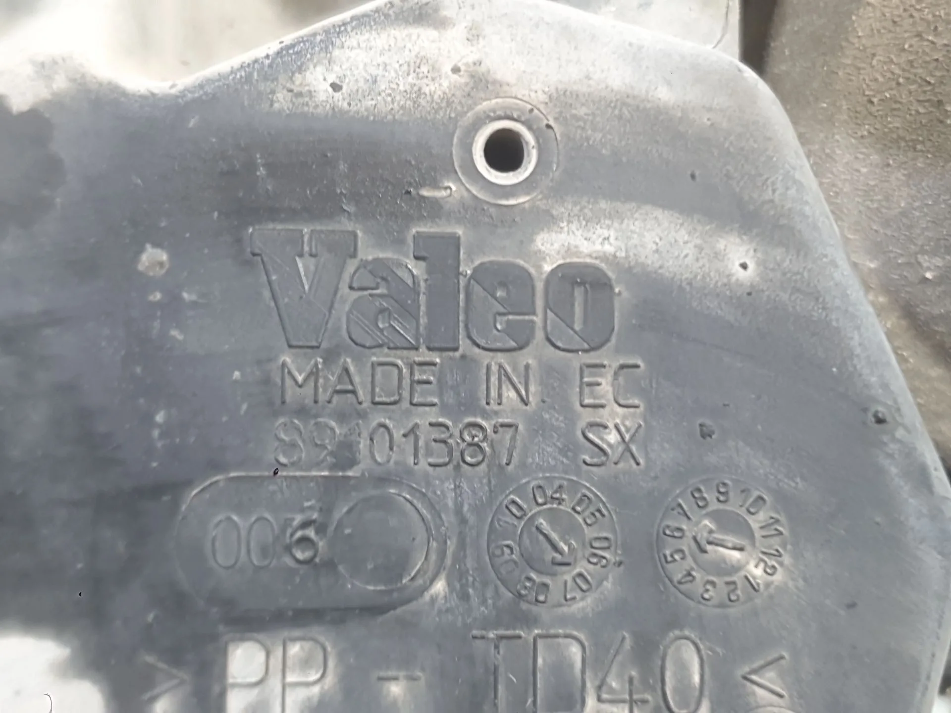 Faro Izquierdo para Fiat Grande Punto (199_)