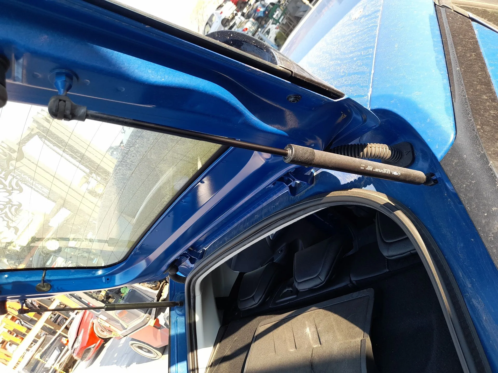 Amortiguadores Maletero / Porton para Opel Corsa F (P2Jo)