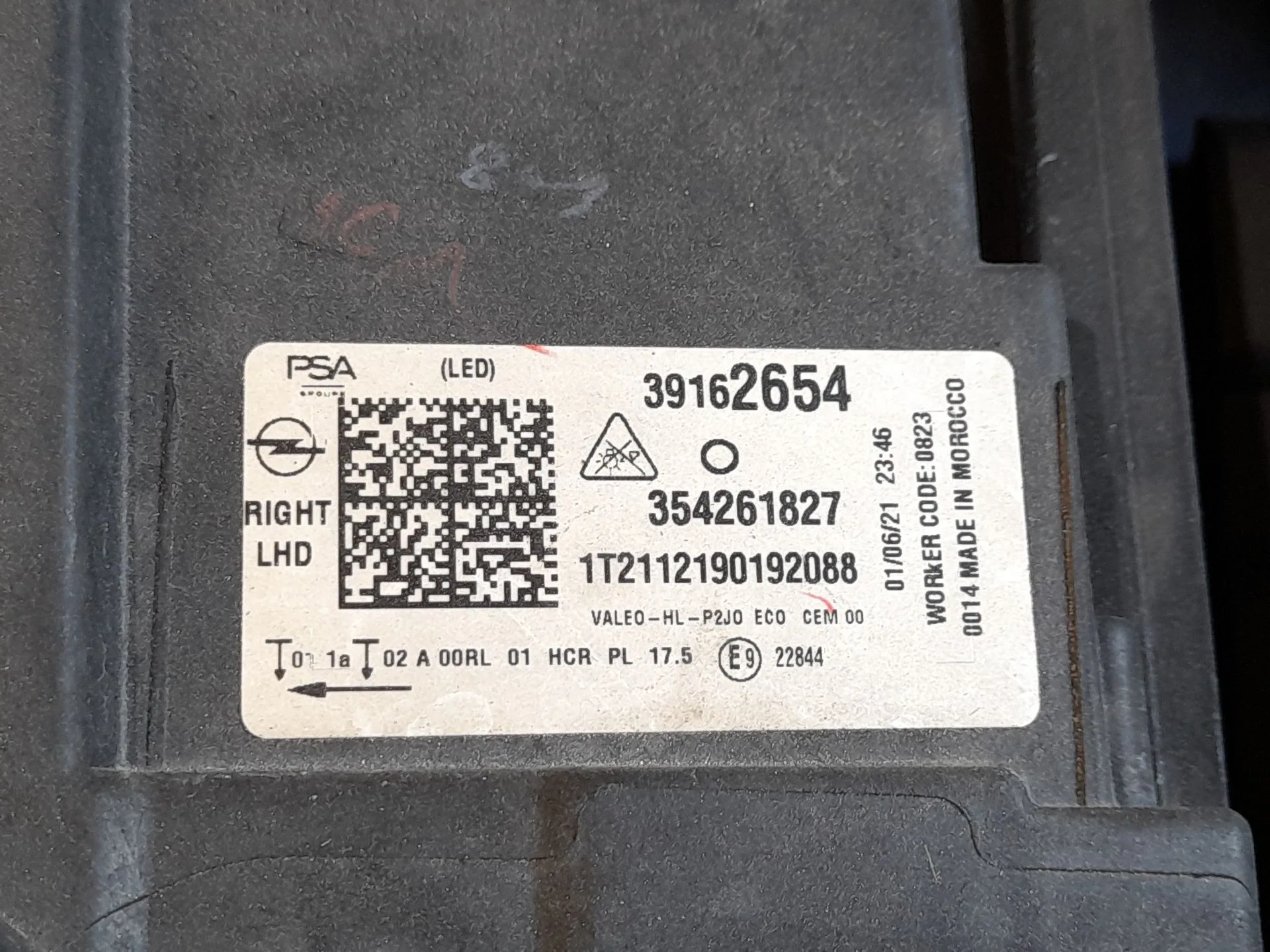 Faro Derecho para Opel Corsa F (P2Jo)