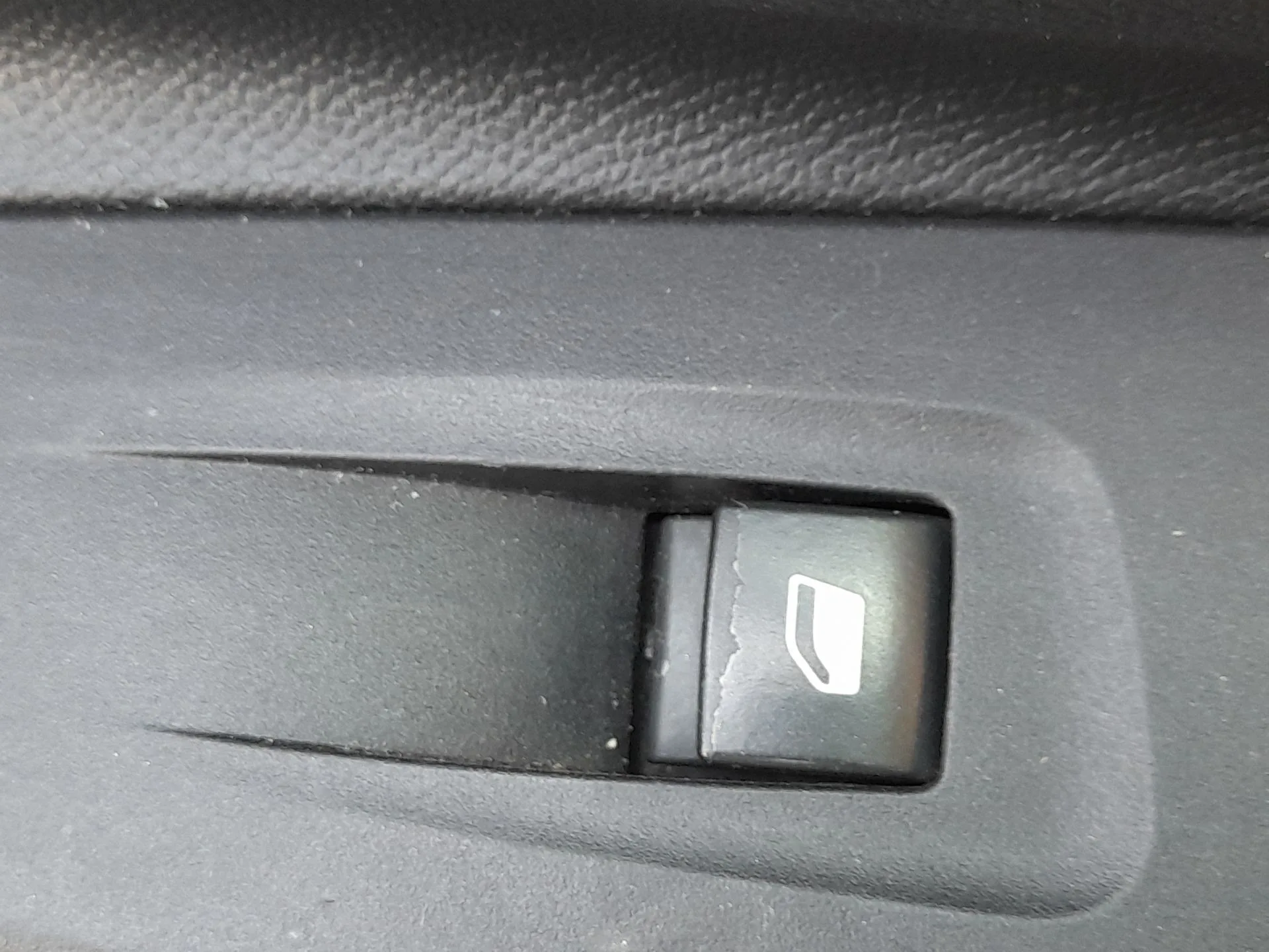 Mando Elevalunas Delantero Derecho para Opel Corsa F (P2Jo)