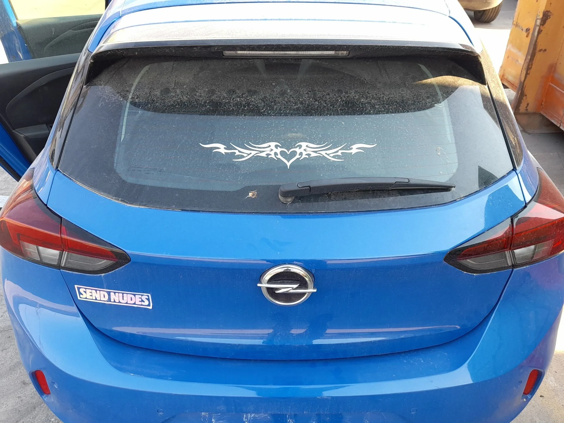 Porton Trasero para Opel Corsa F (P2Jo)